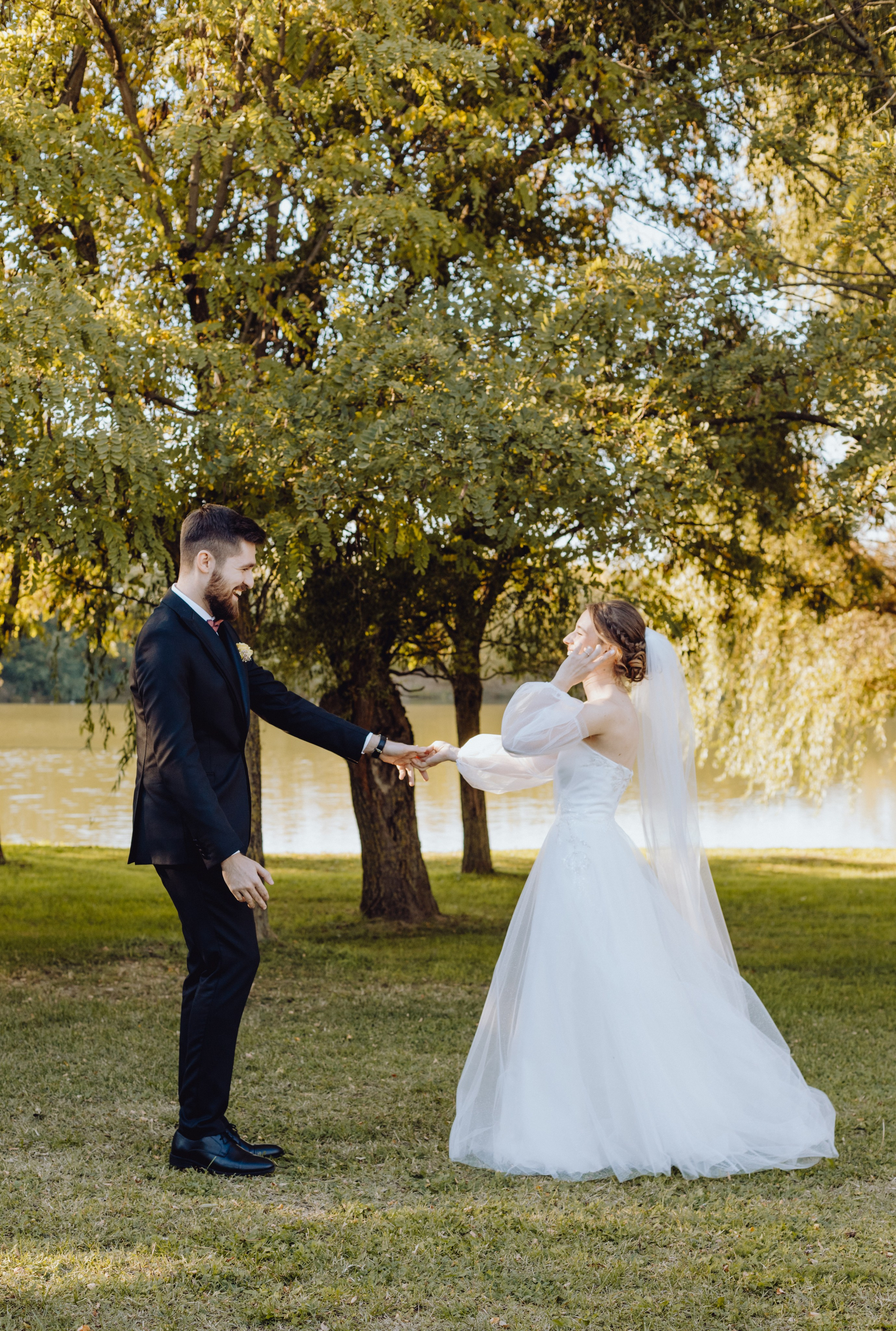 Dănuț & Iulia. Wedding & couple photographer from Romania Rut Vetan