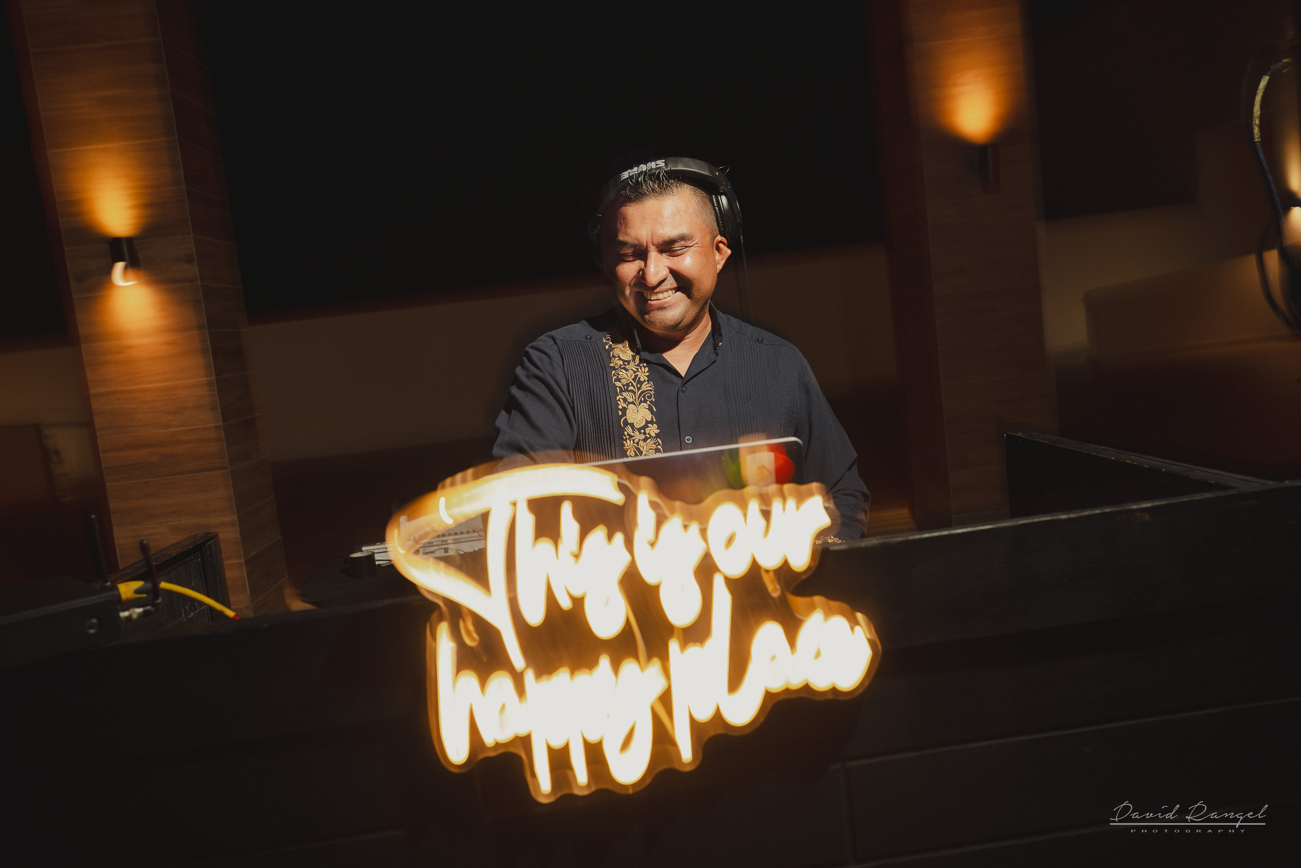 Destination Wedding at Royalton Splash Riviera Cancun. Destination wedding photographer based in Cancun and Riviera Maya with service worldwide