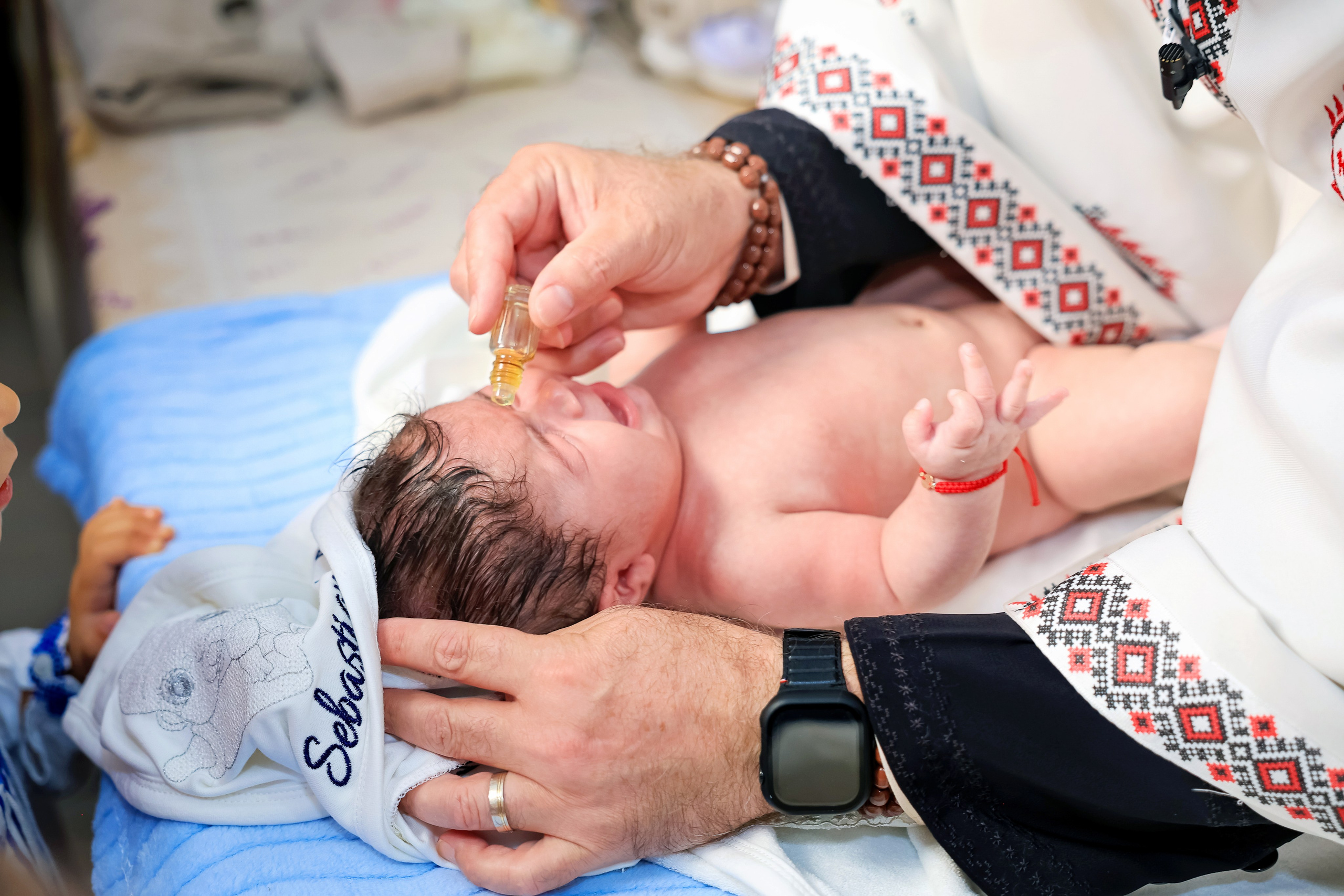 Andrei Sebastian. Moments By Gub