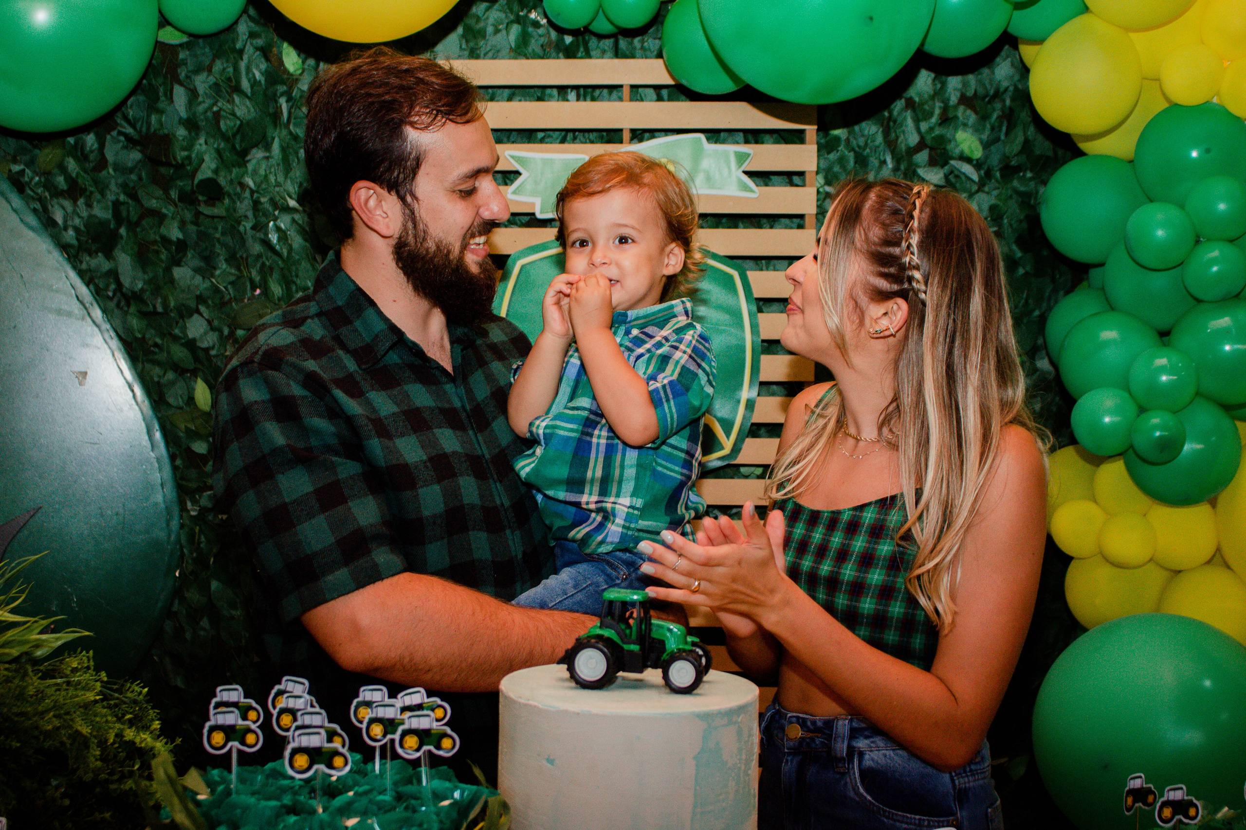 Fotografia de Aniversário Infantil em Holambra – Theo, 2 anos | Joyce Maria. Joyce Maria Fotografia | Fotógrafa em Holambra