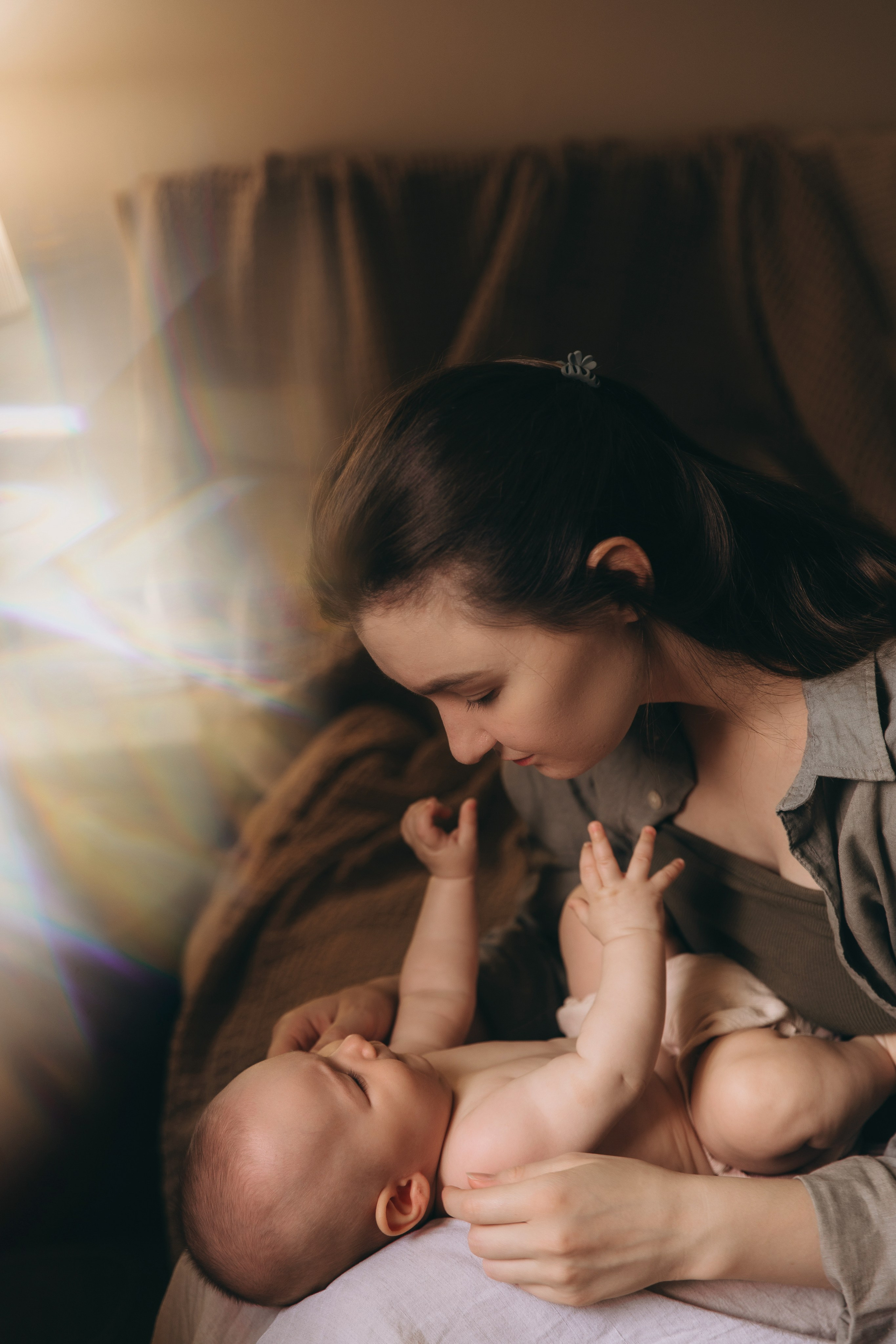 Baby Lifestyle Session. Family and children’s photographer in Chicago