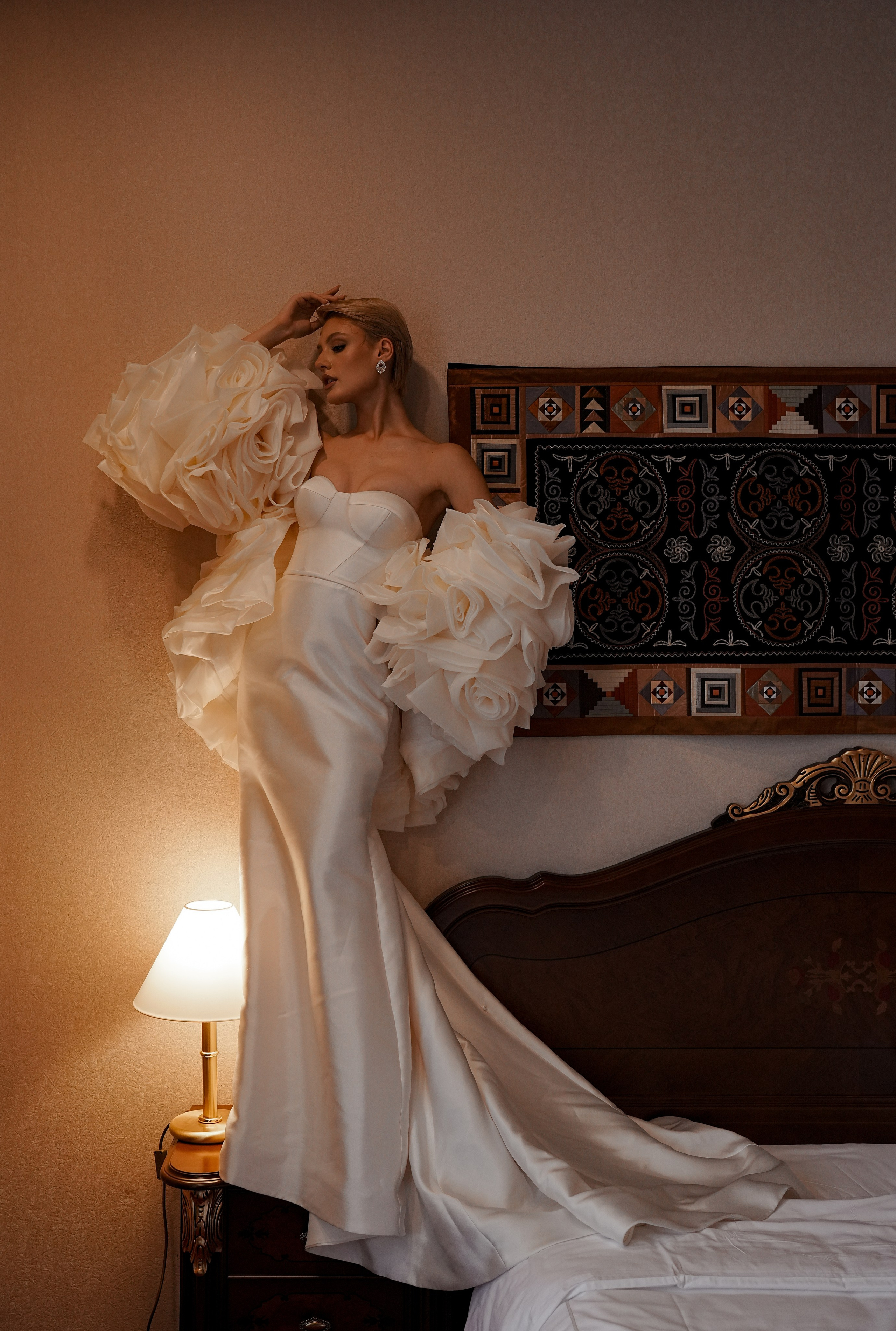 Николь Амир