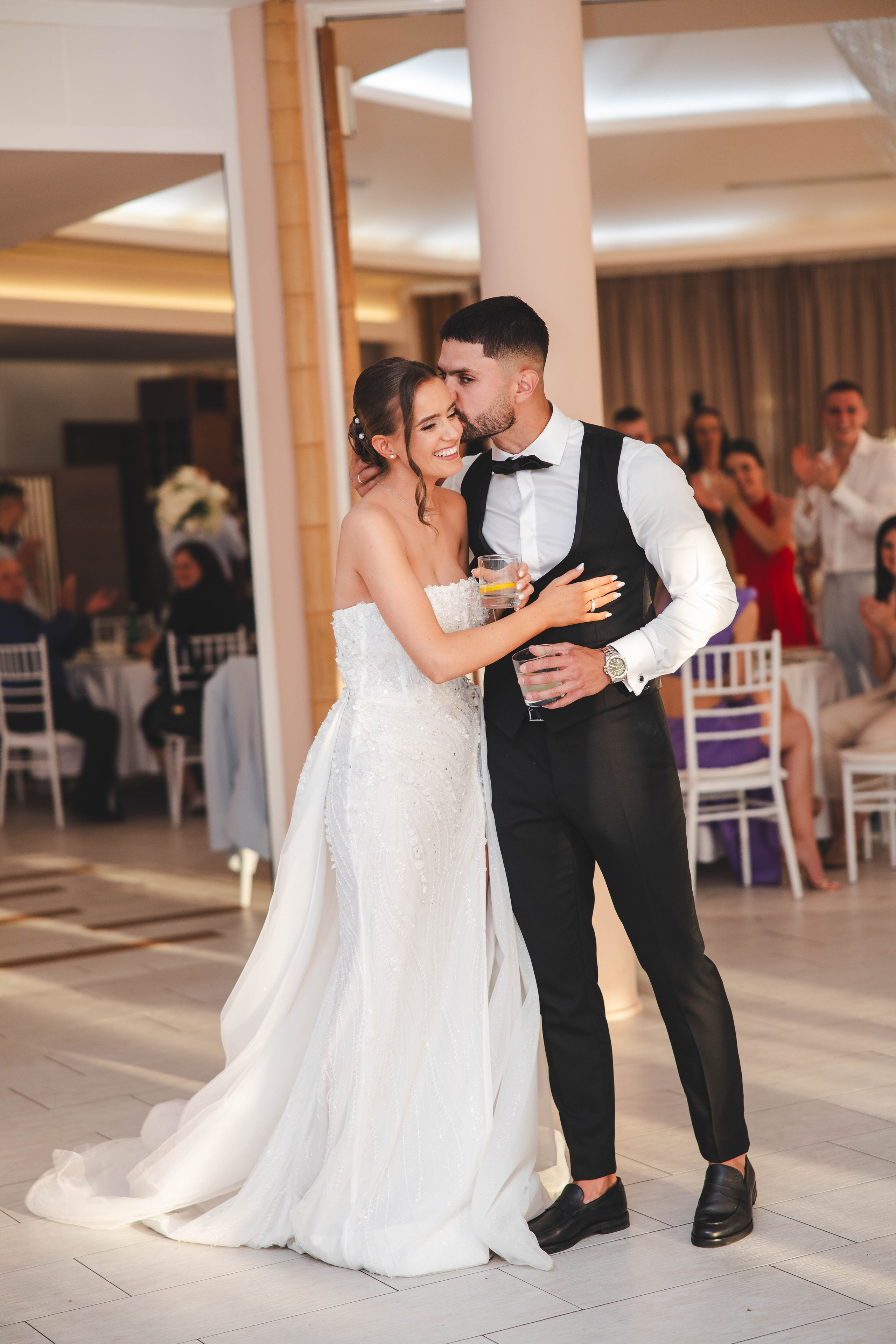 VUK I ANDJELA. Wedding photographer Nermin Kajosevic