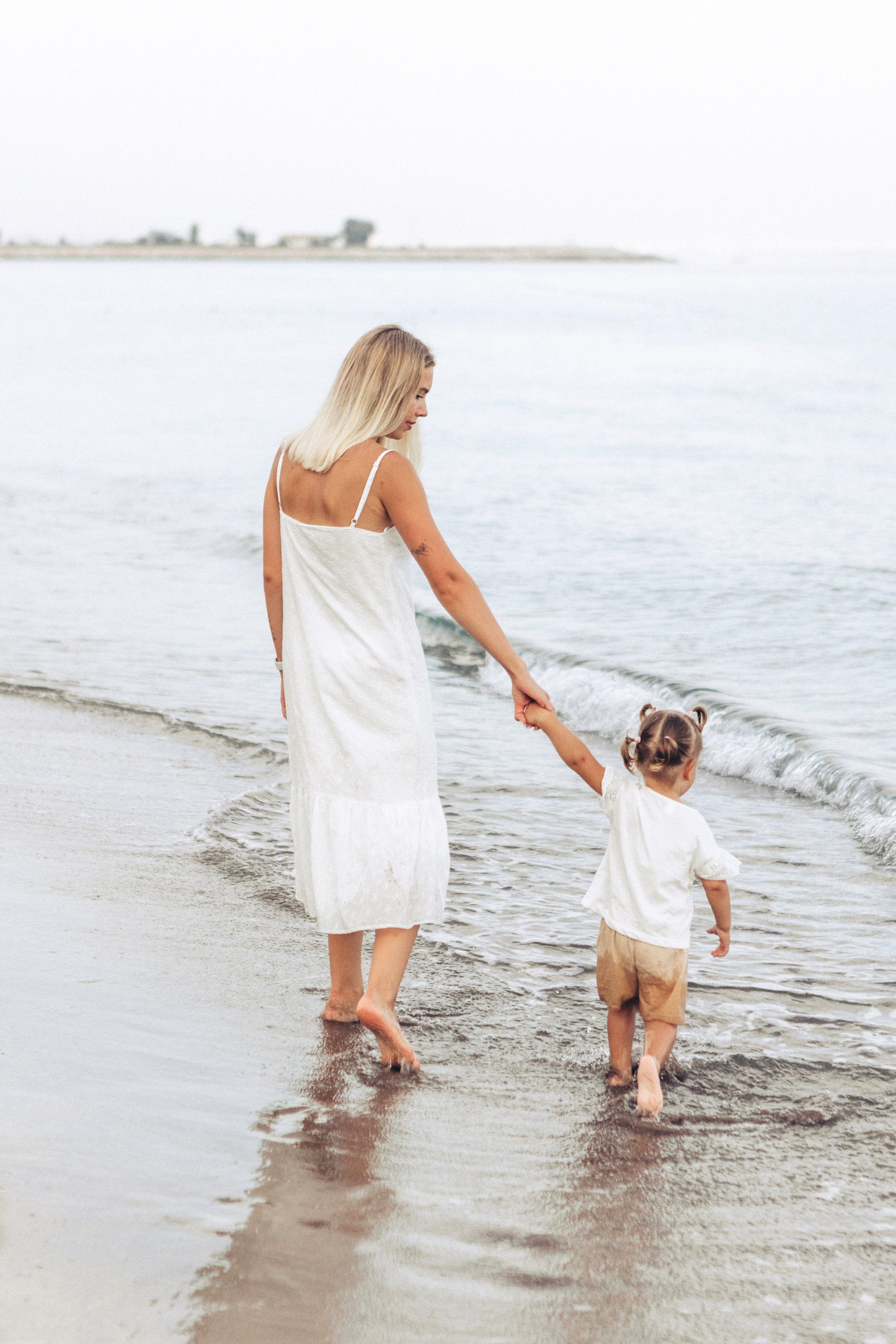 Семейная фотосессия на пляже Анталии. Фотограф в Анталии, Кемере и Белеке