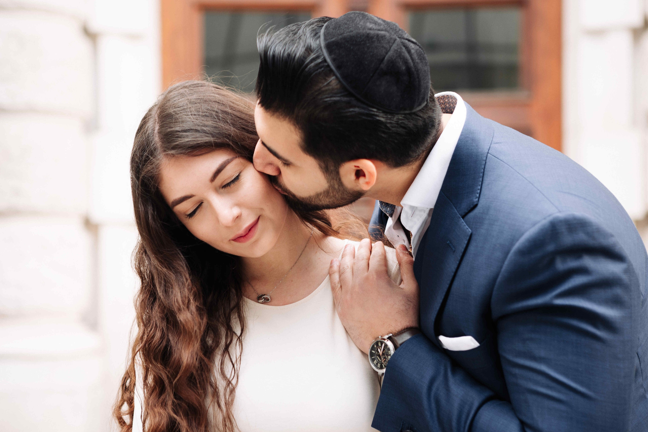 A LOVE STORY IN VIENNA. PHOTOGRAPHER IN ISRAEL