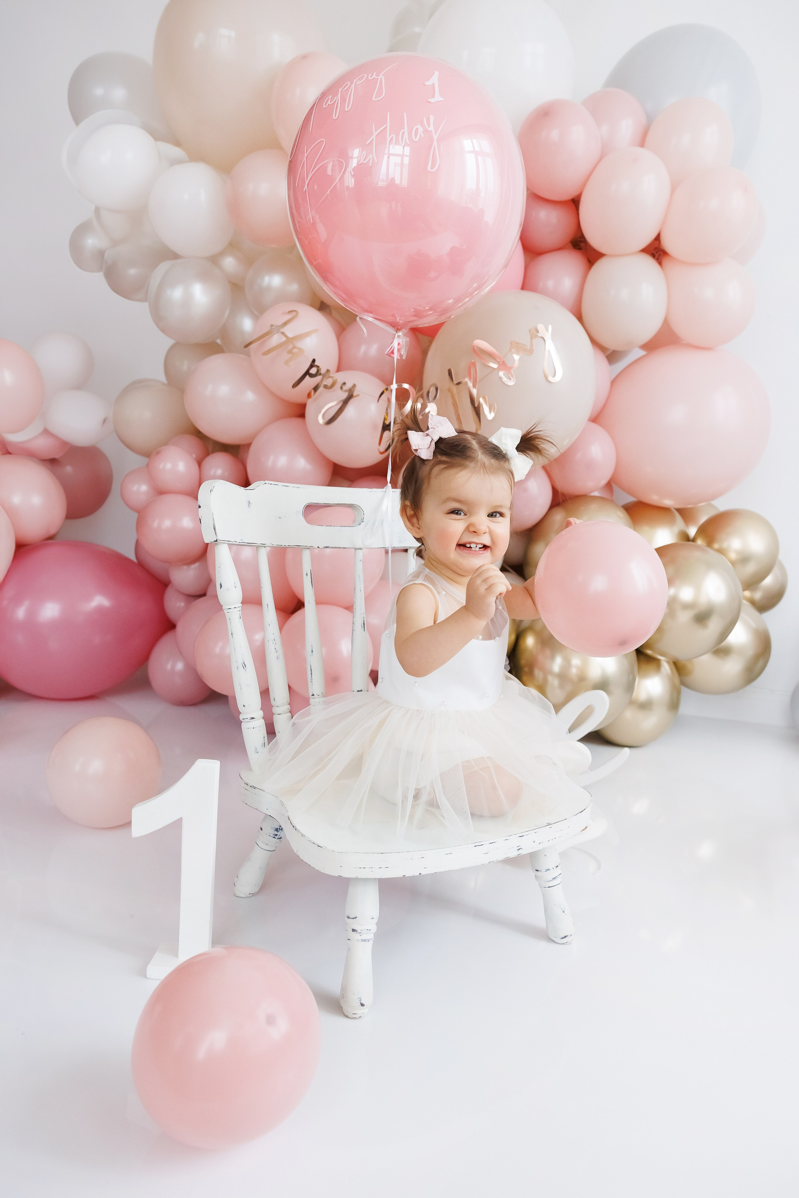 Smash cake. Фотограф Ирина Йотова