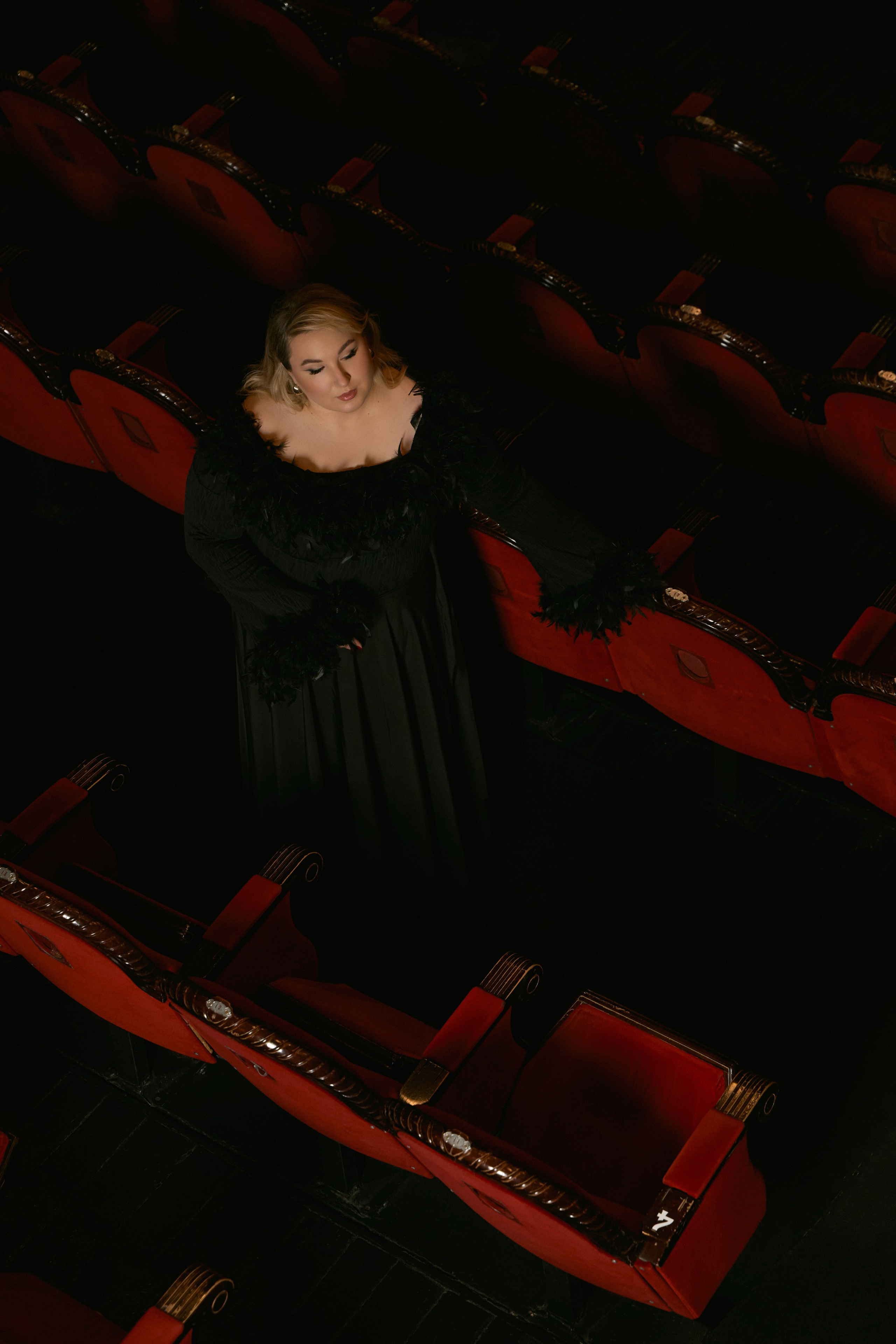 Эксперты. Привет