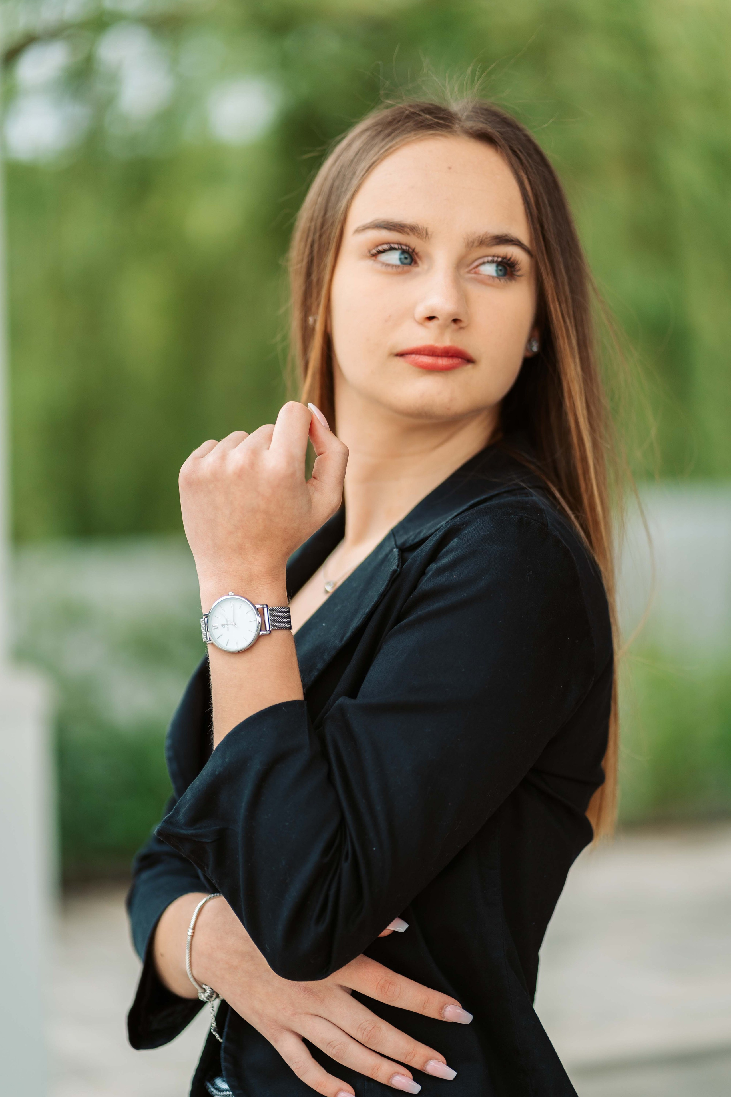 12F — Pedagogic. Contrast Studio