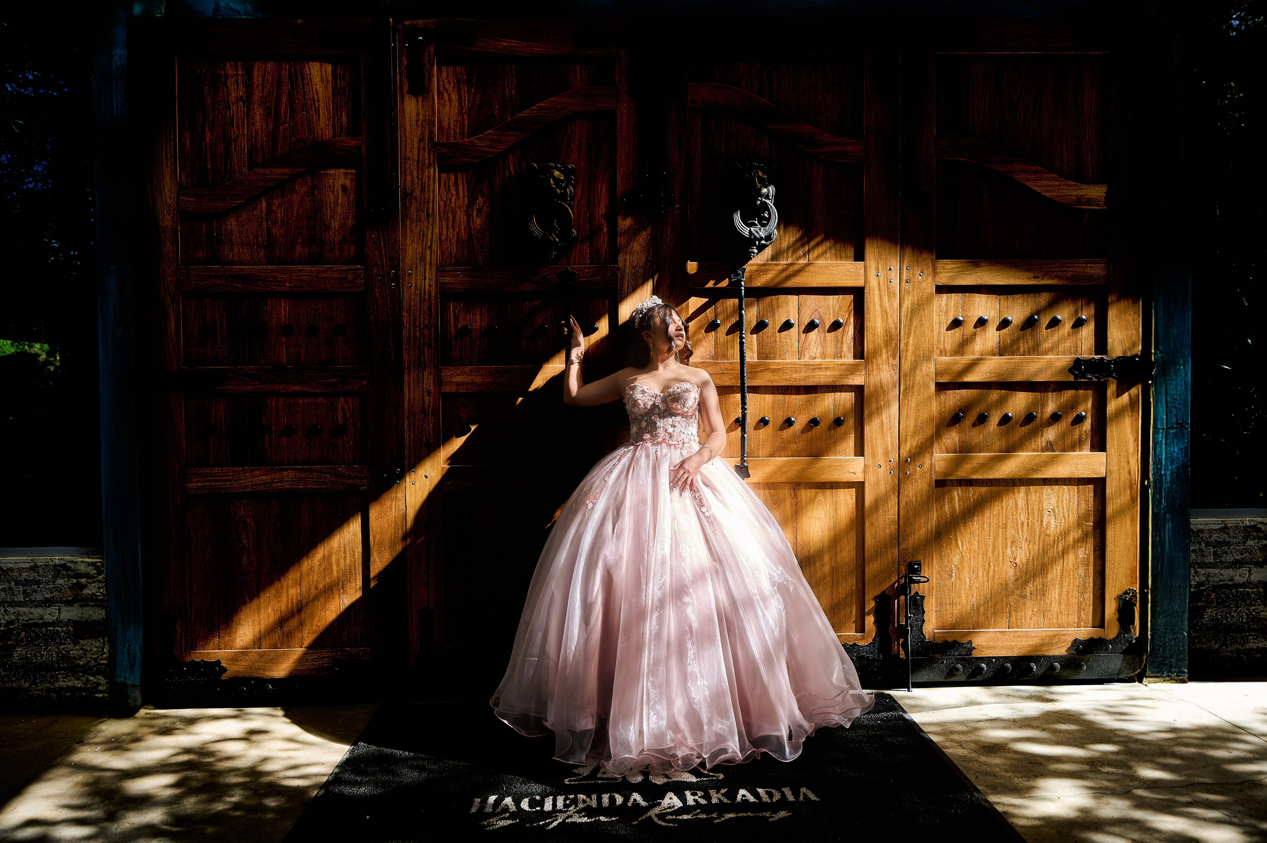 Mis 15 | Sesiones de Fotografía Modernas. Wedding Photography & Videography by ZZ Hendrick | Capturing Your Love Story in Colombia & USA