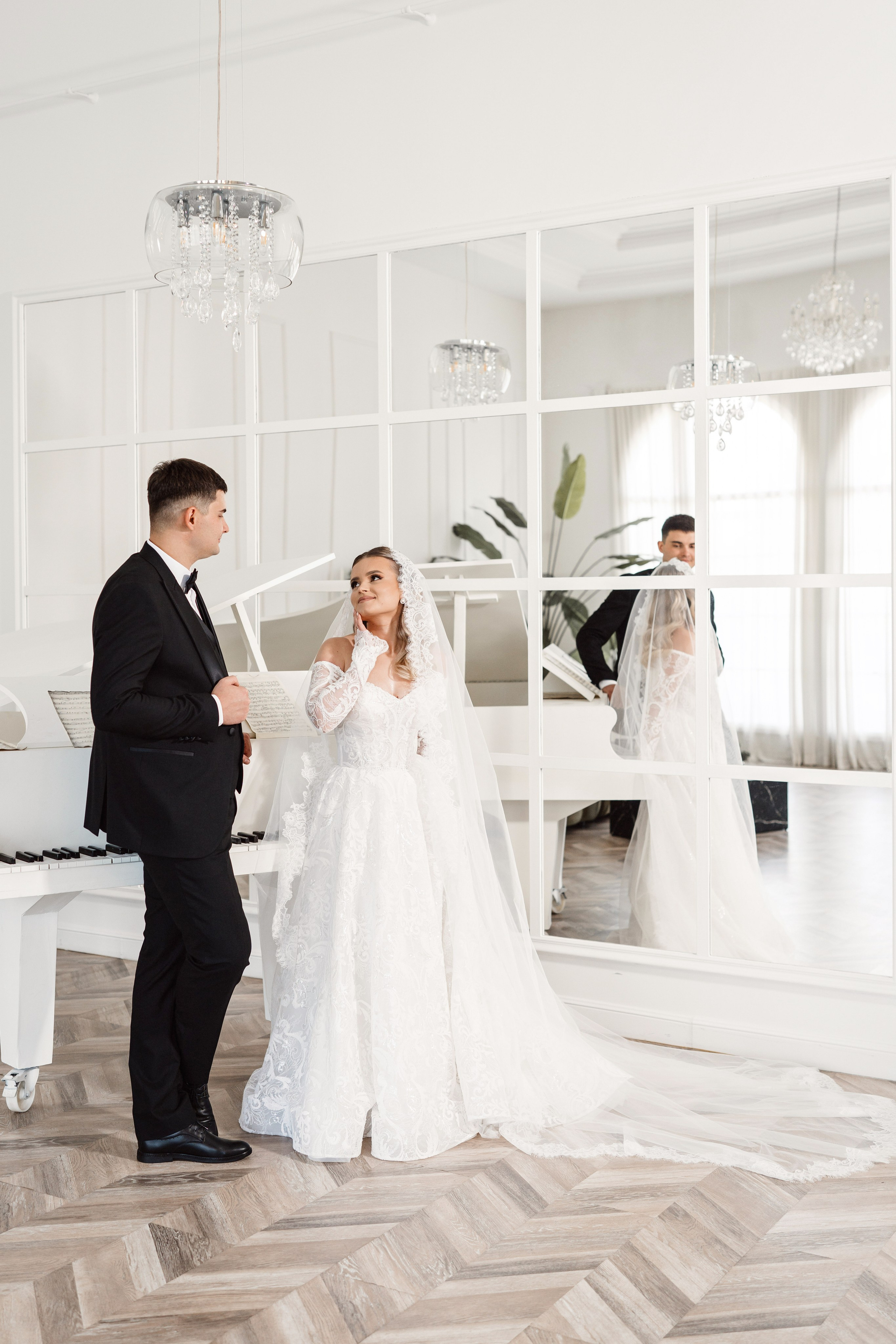 Vasile & Sanda. Home