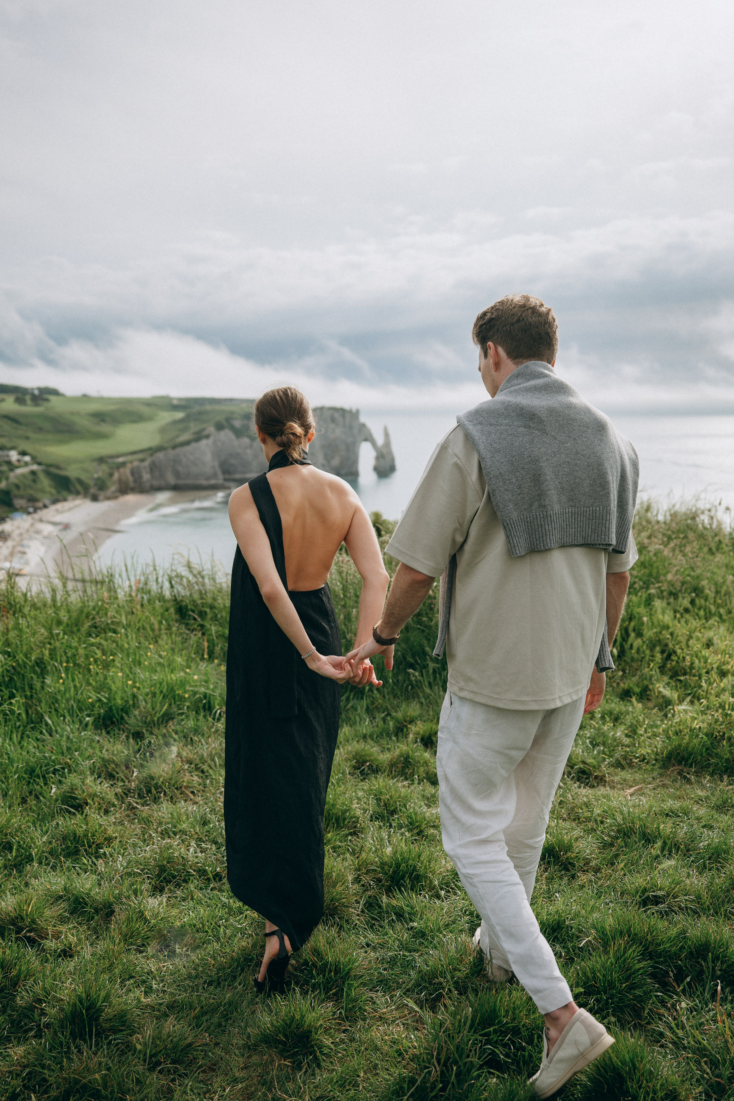 Photoshooting in Étretat from August 2025 to August 2026 — current prices and conditions. Photographer Khrystyna Voronova