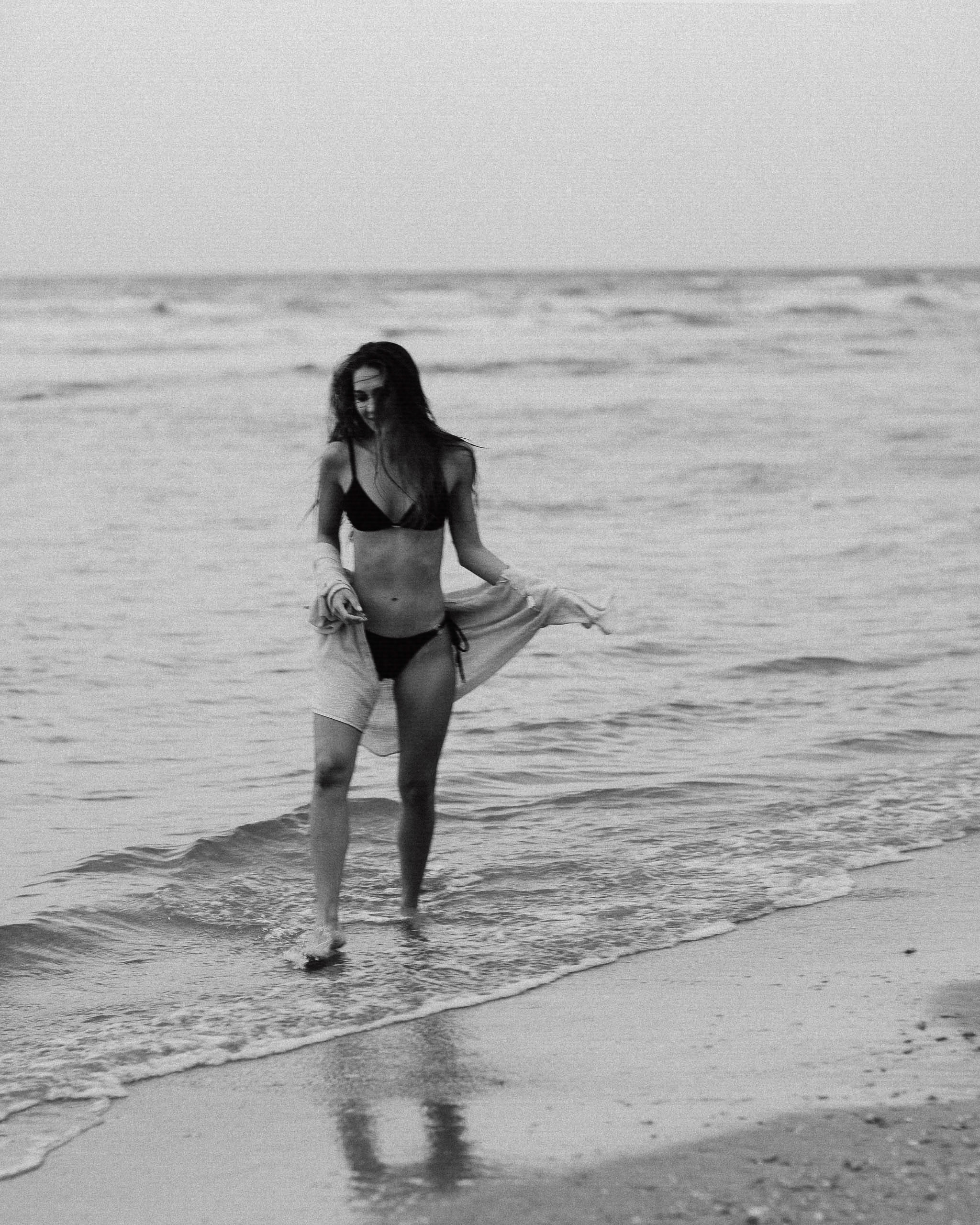 JUL. Photographer Inna Mendelson