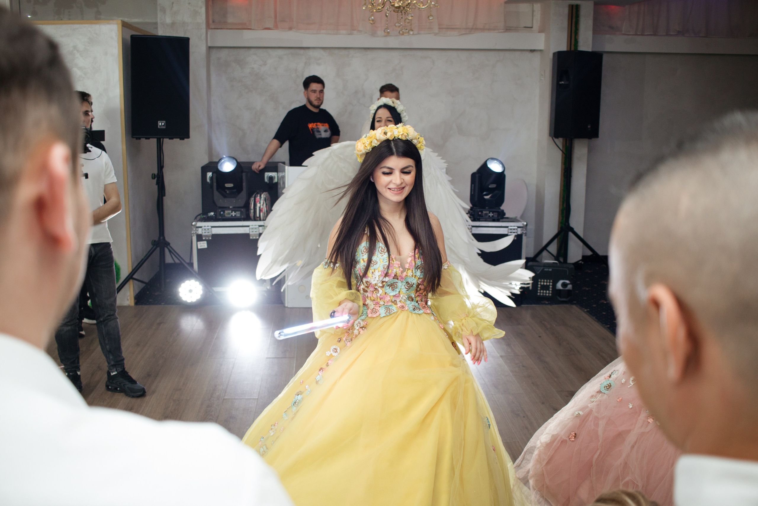 Iris. Fotograf si videograf — evenimente si studio