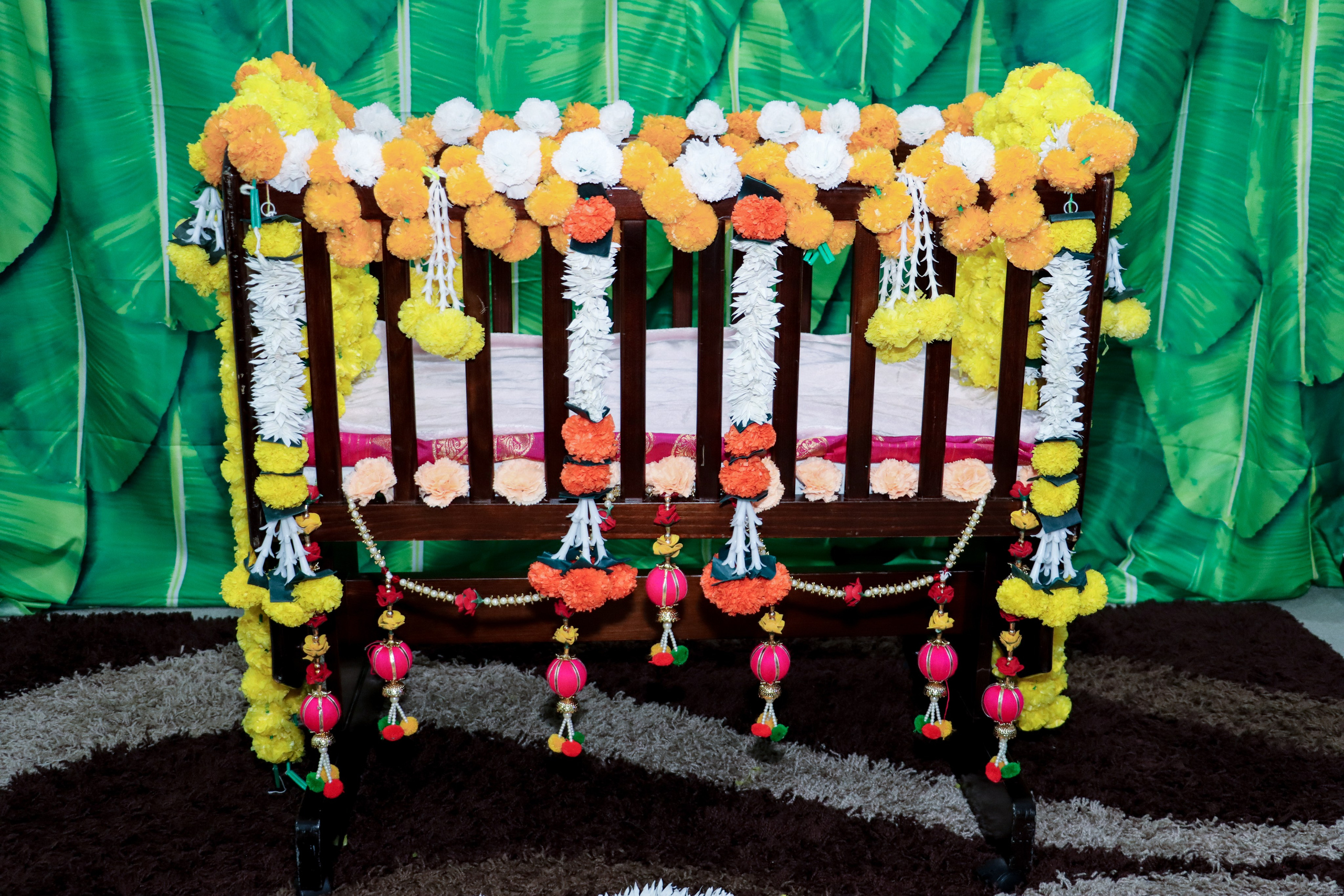 21st Ceremony. MHCreative is family-oriented photographer based in SYDNEY