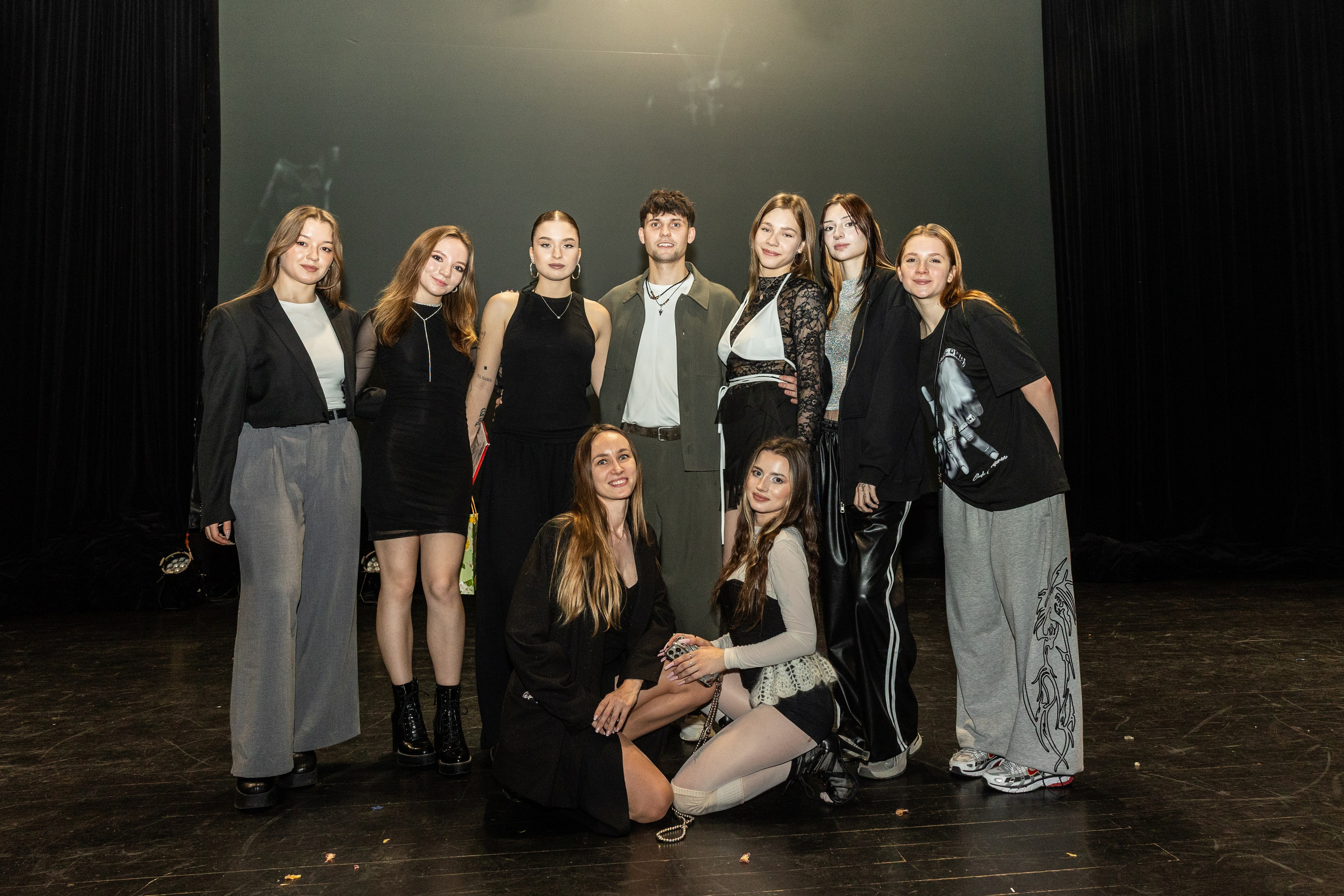 LEO DANCE SHOW WINTER 2025. Семейный и детский фотограф в Варшаве Мила Бобровская