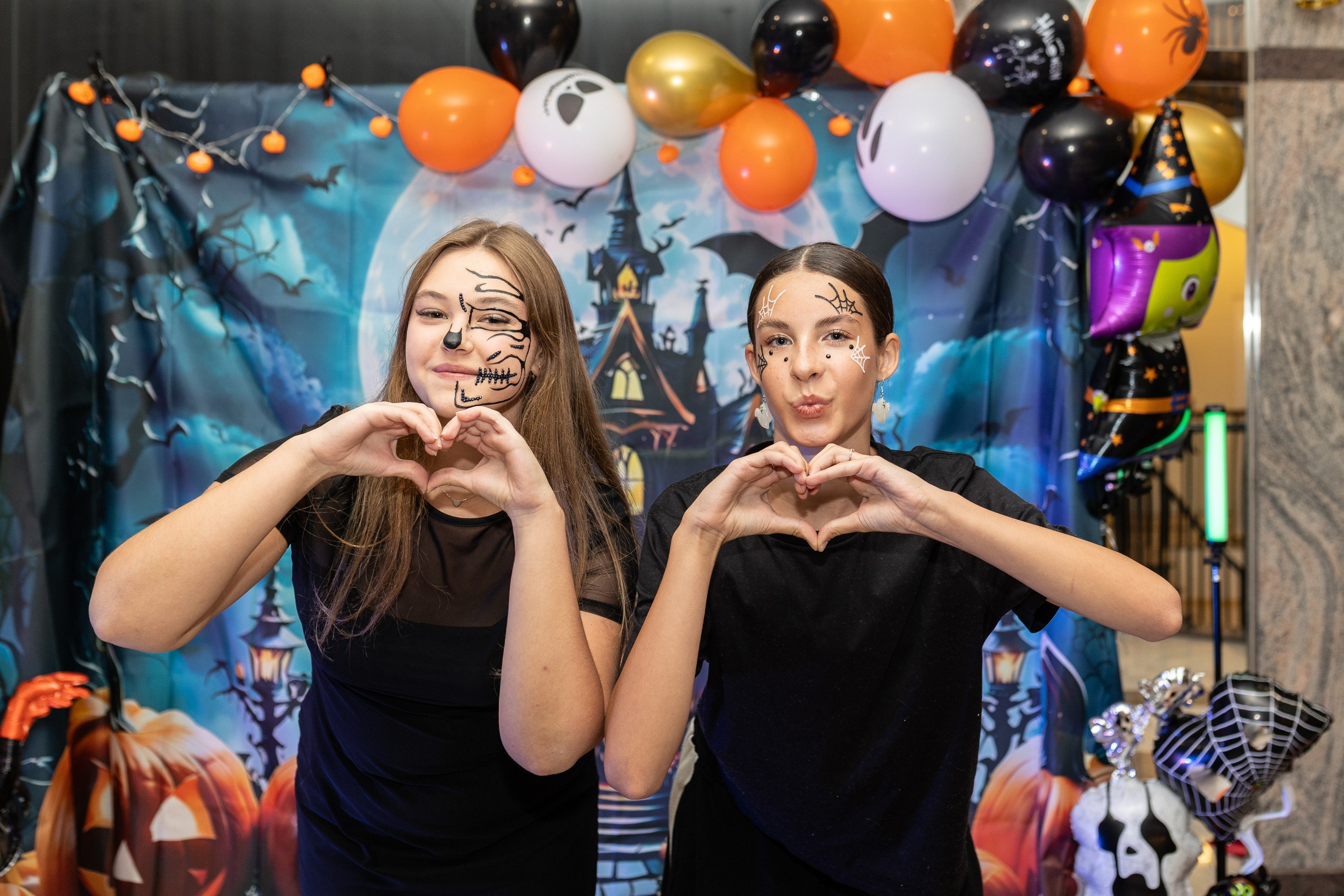 Leo dance studio Helloween 2025. Семейный и детский фотограф в Варшаве Мила Бобровская