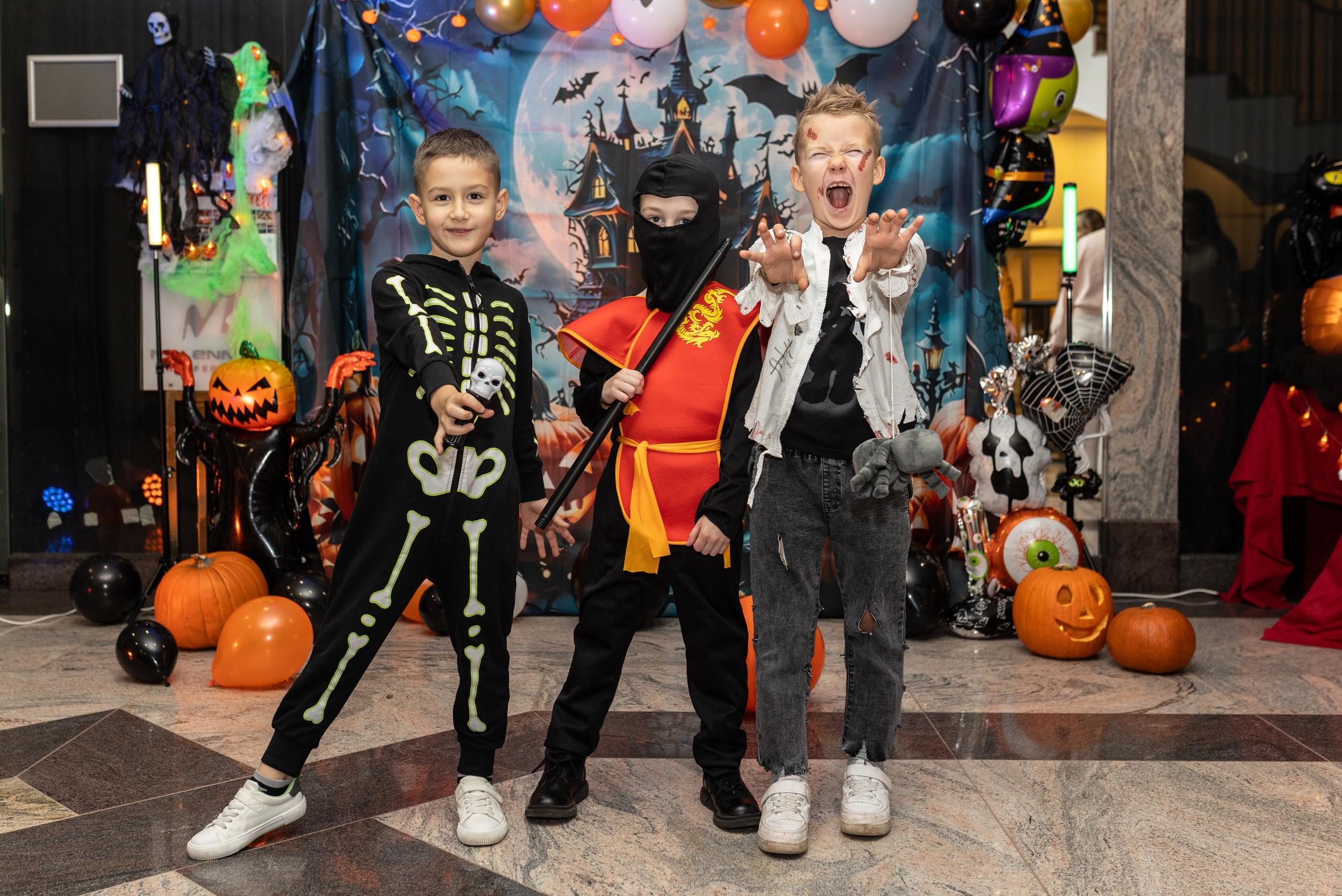 Leo dance studio Helloween 2025. Семейный и детский фотограф в Варшаве Мила Бобровская