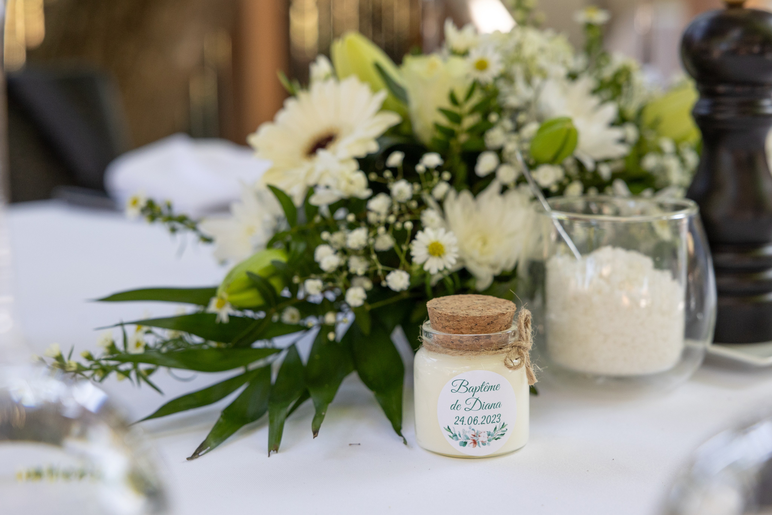 The Baptism of Diana in the Church of Saint-Sernin in Toulouse. Eugénie Smirnova — Photographe à Toulouse et dans le Sud-Ouest