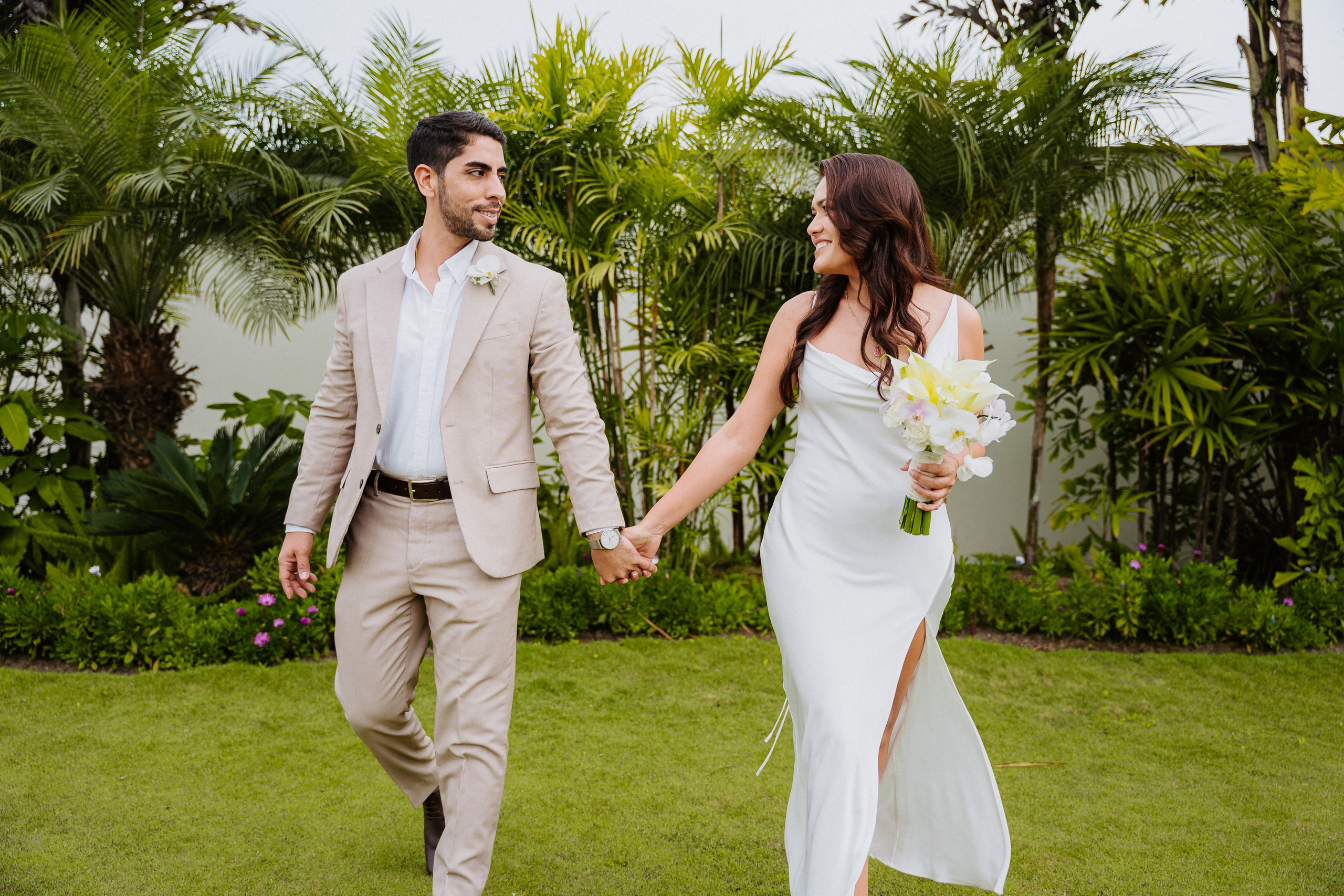 Boda civil. Fotógrafo de Bodas en Lima | Ronhy Altamirano. Fotografía narrativa y cinematográfica para bodas, quinceañeras y eventos exclusivos