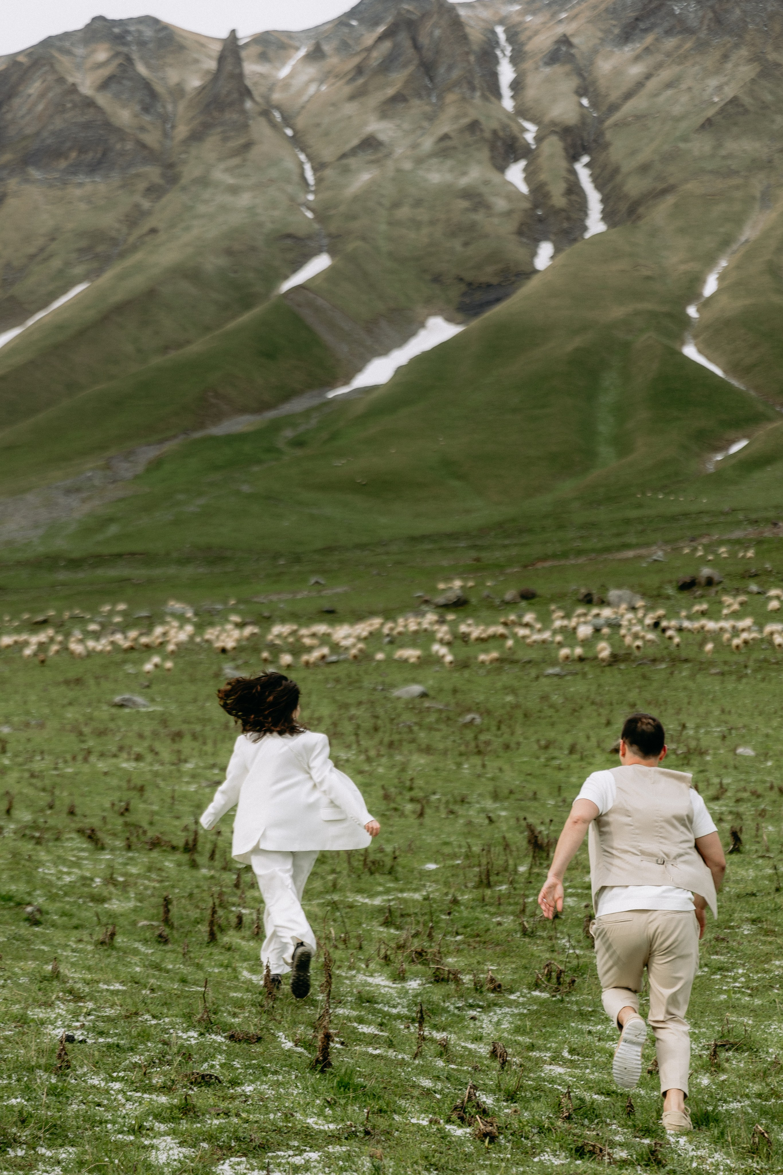 Gudauri (2,5 hours from Tbilisi)/Гудаури (2,5 часа от Тбилиси). Photographer Anna Nazarenko