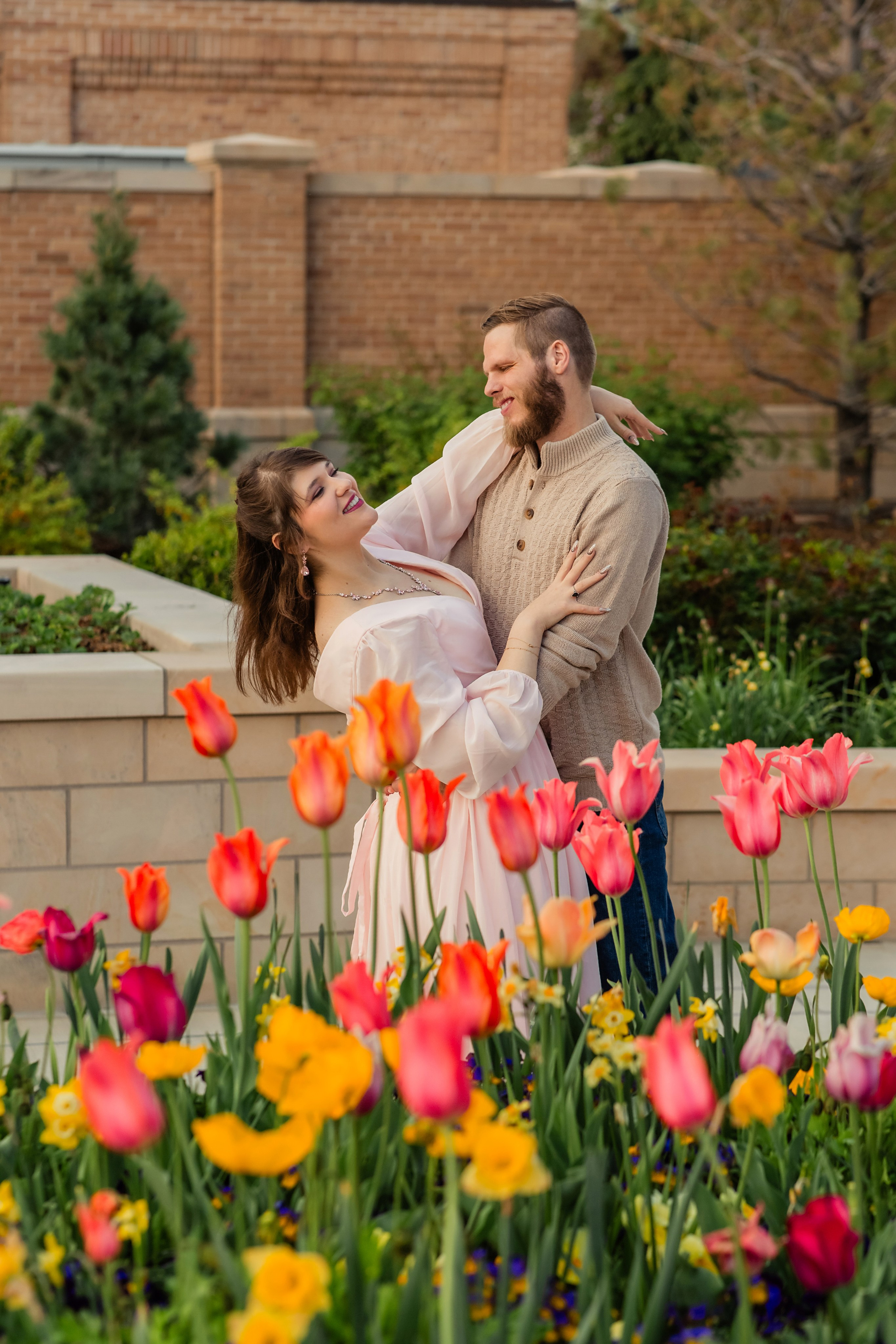 Engagements. Wedding photographer Utah. Weddings, Families, Portraits