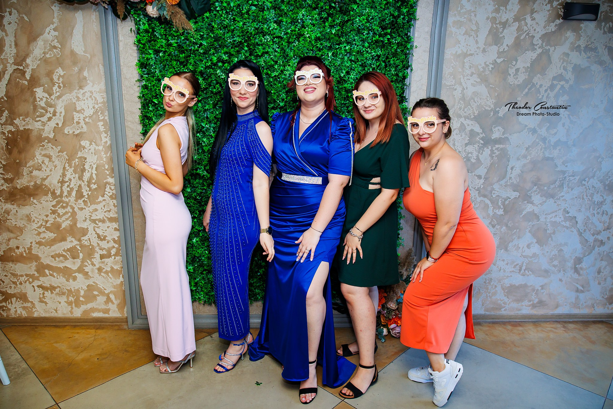 Logodna. Dream Studio Galați – ședințe foto profesionale pentru familie, portrete și evenimente