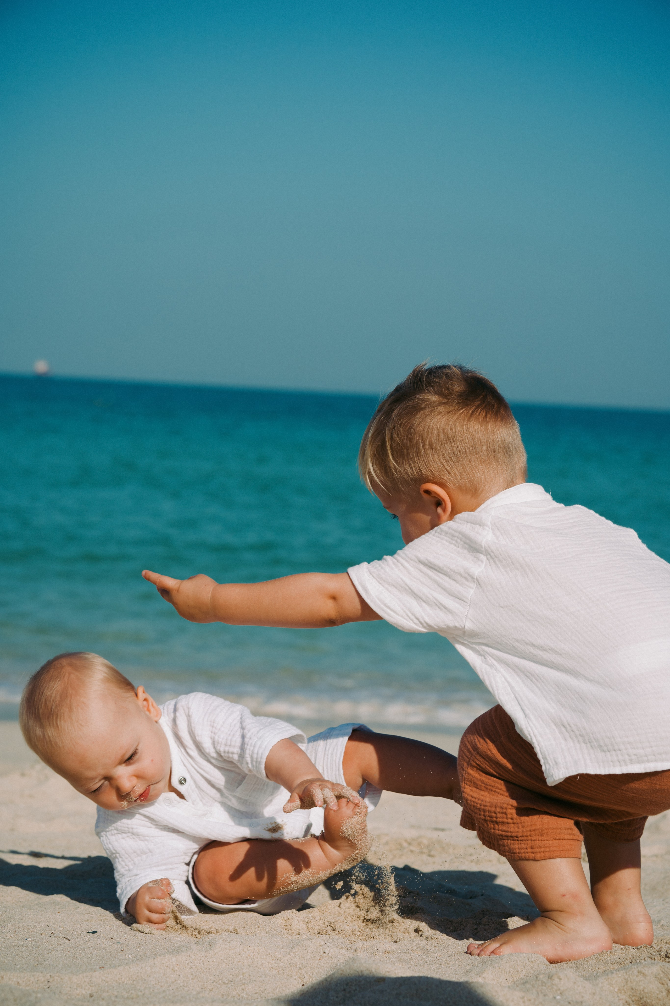 Sunrise, Sea and Breeze. Elena Pretzner Photography