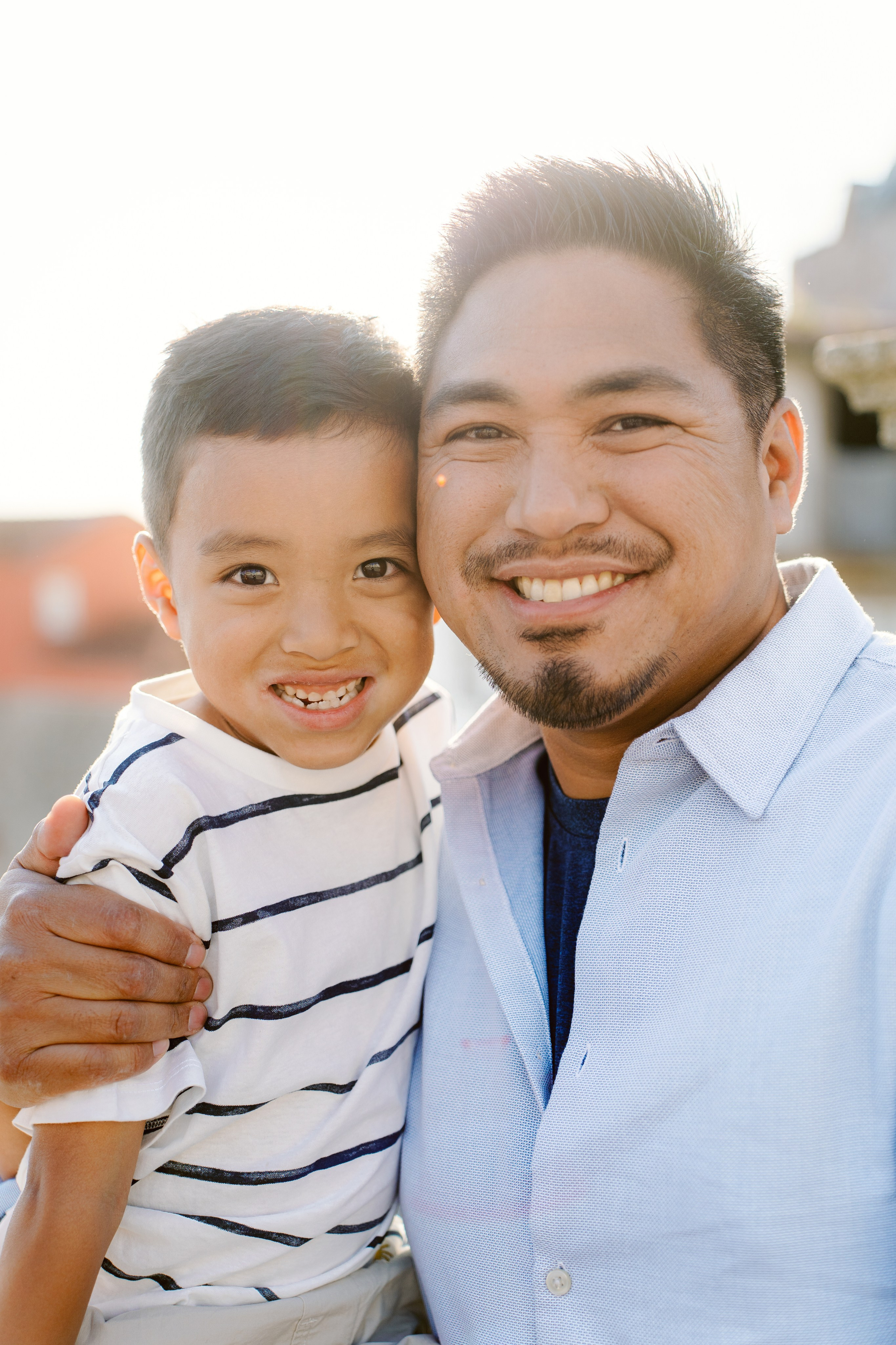 Family photo shoot in Porto. Photographer in Portugal Polina Gotovaya
