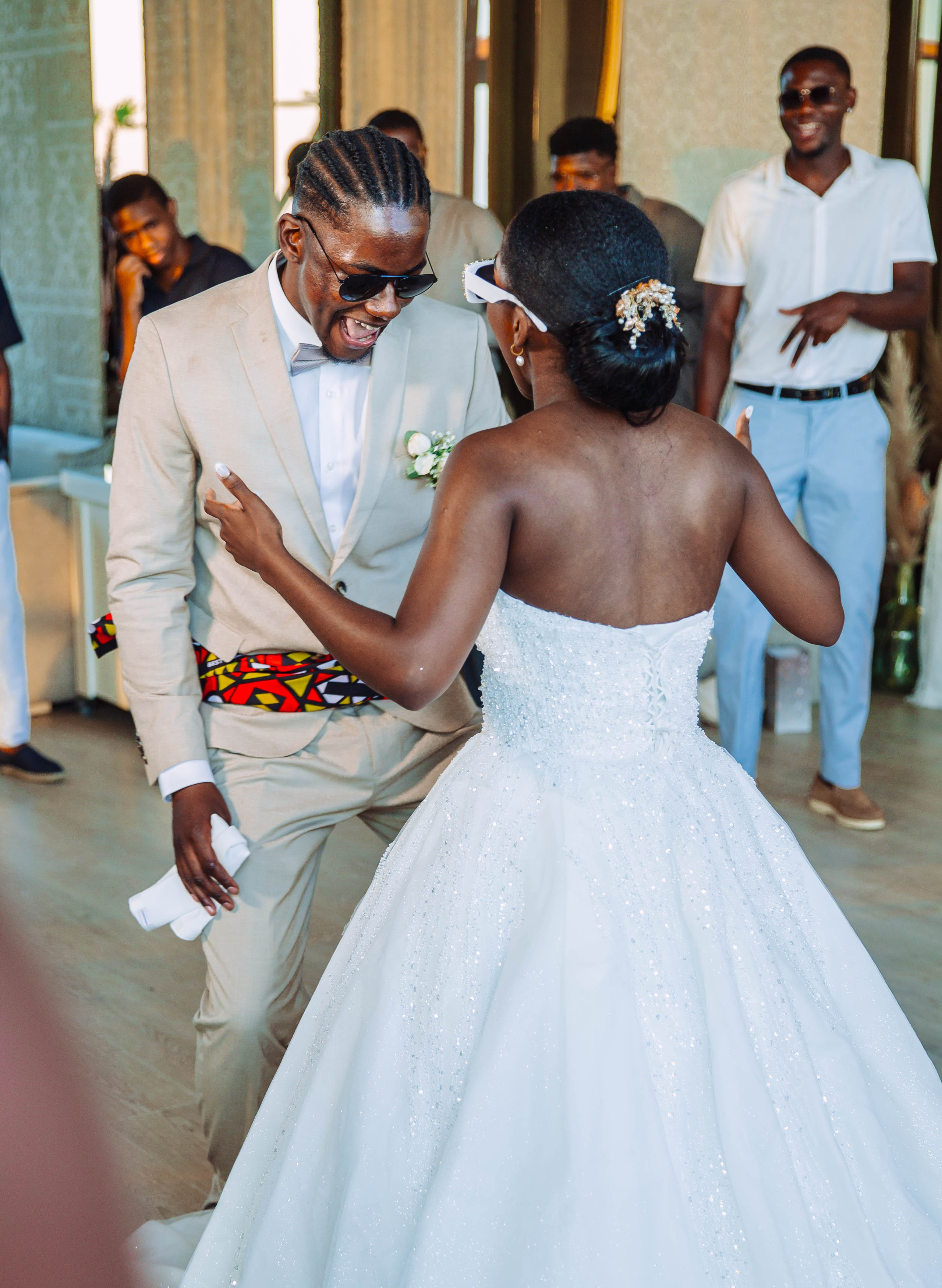 Kuselia & Kaleb. Fazemos o seu casamento ser lembrado por gerações