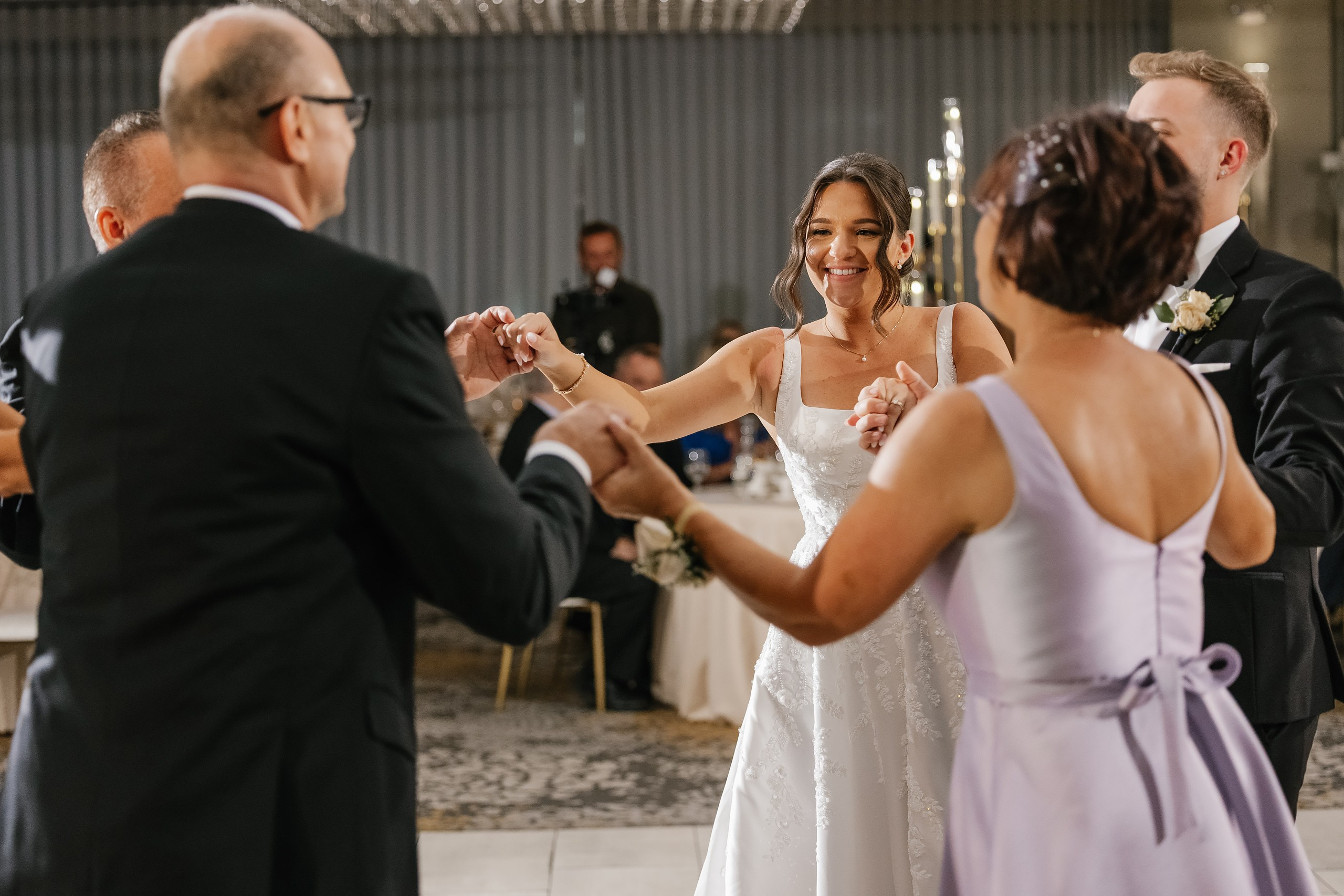 09.06.2025 Wedding. Wedding family event photographer in Chicago Nick Yushevich