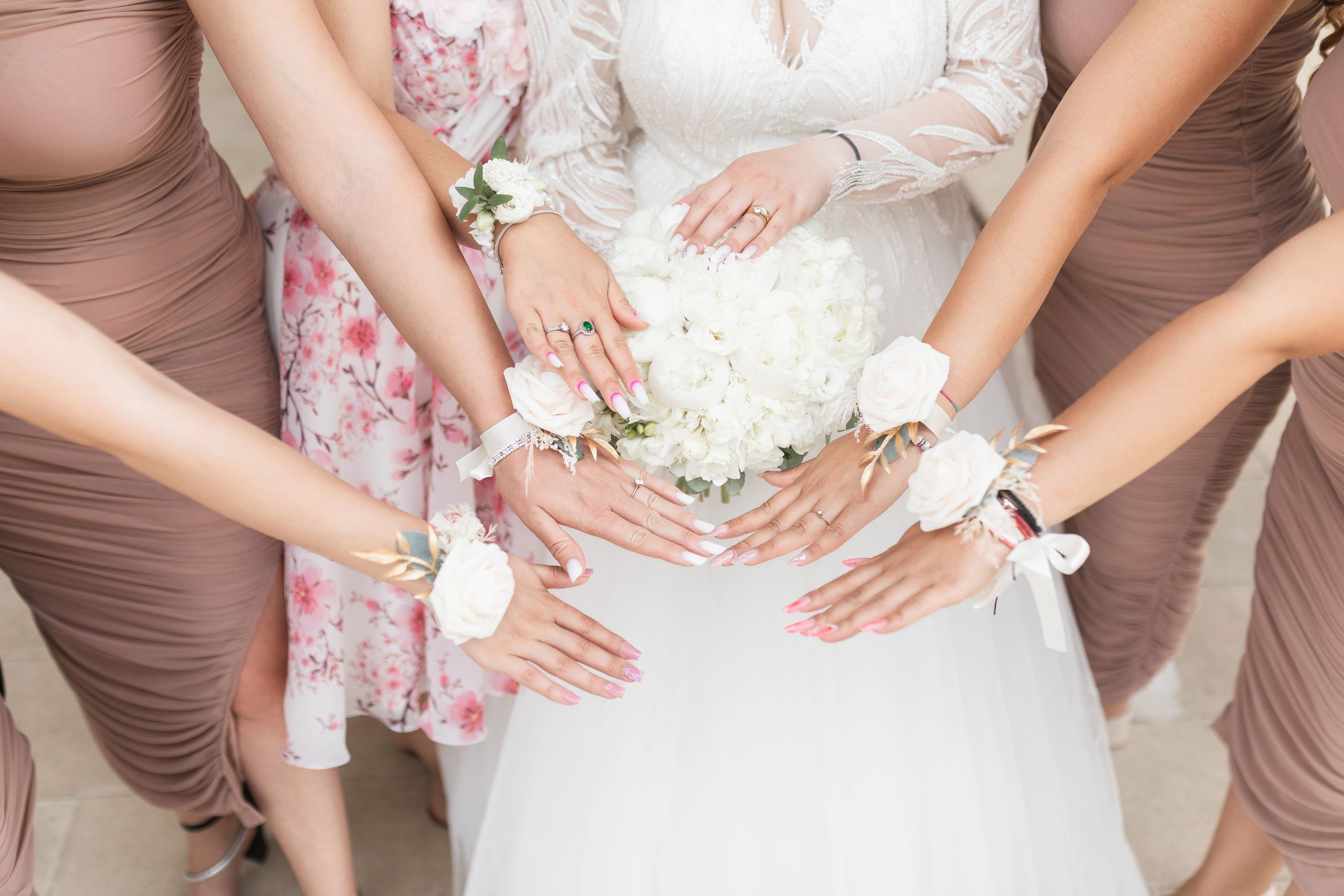 Oana & Andrei. Vlad Aconstantinesei Photographer