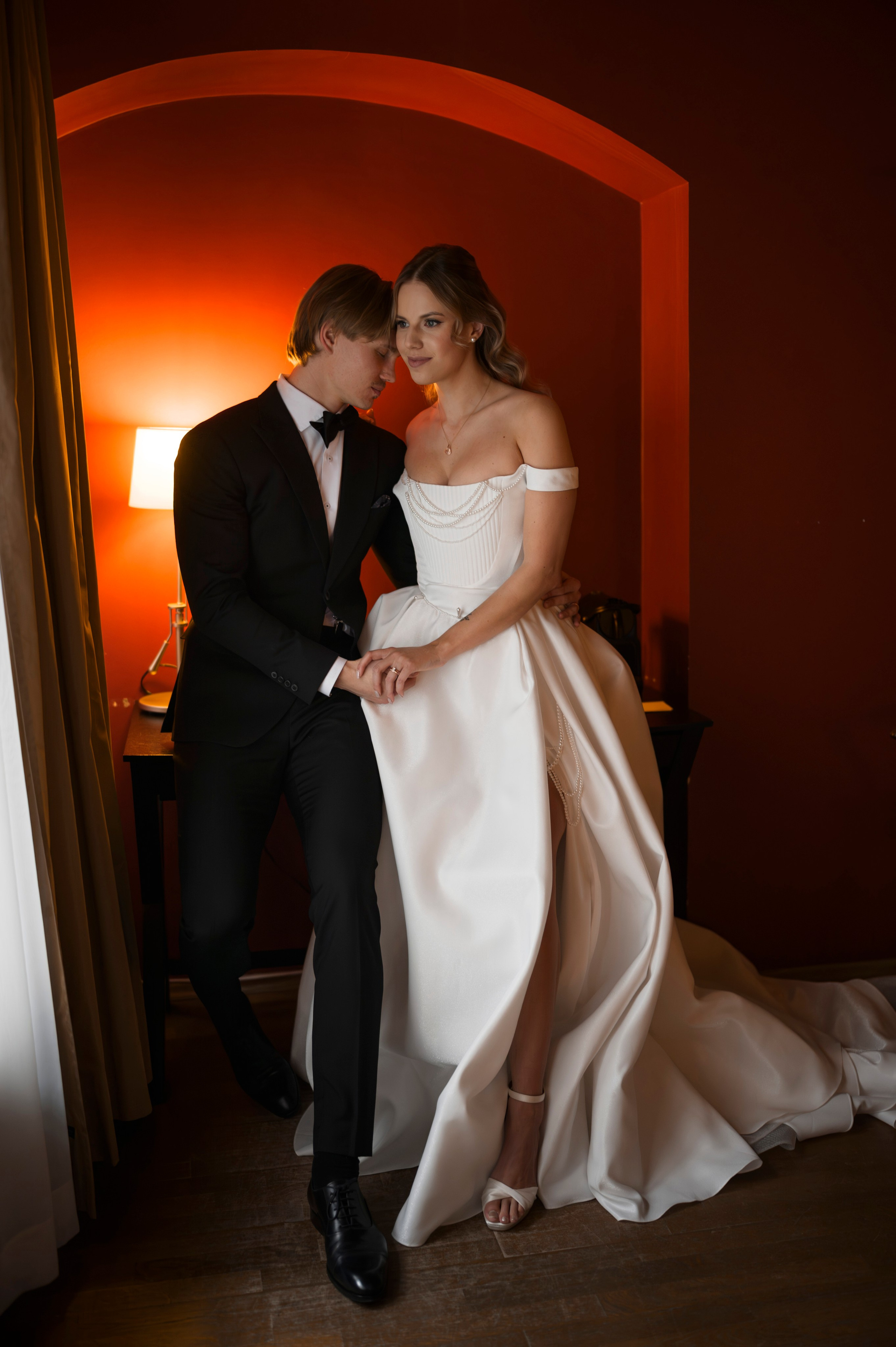 Свадебные сборы в отеле. Фотограф Таллинн — свадьба |семья | lovestory