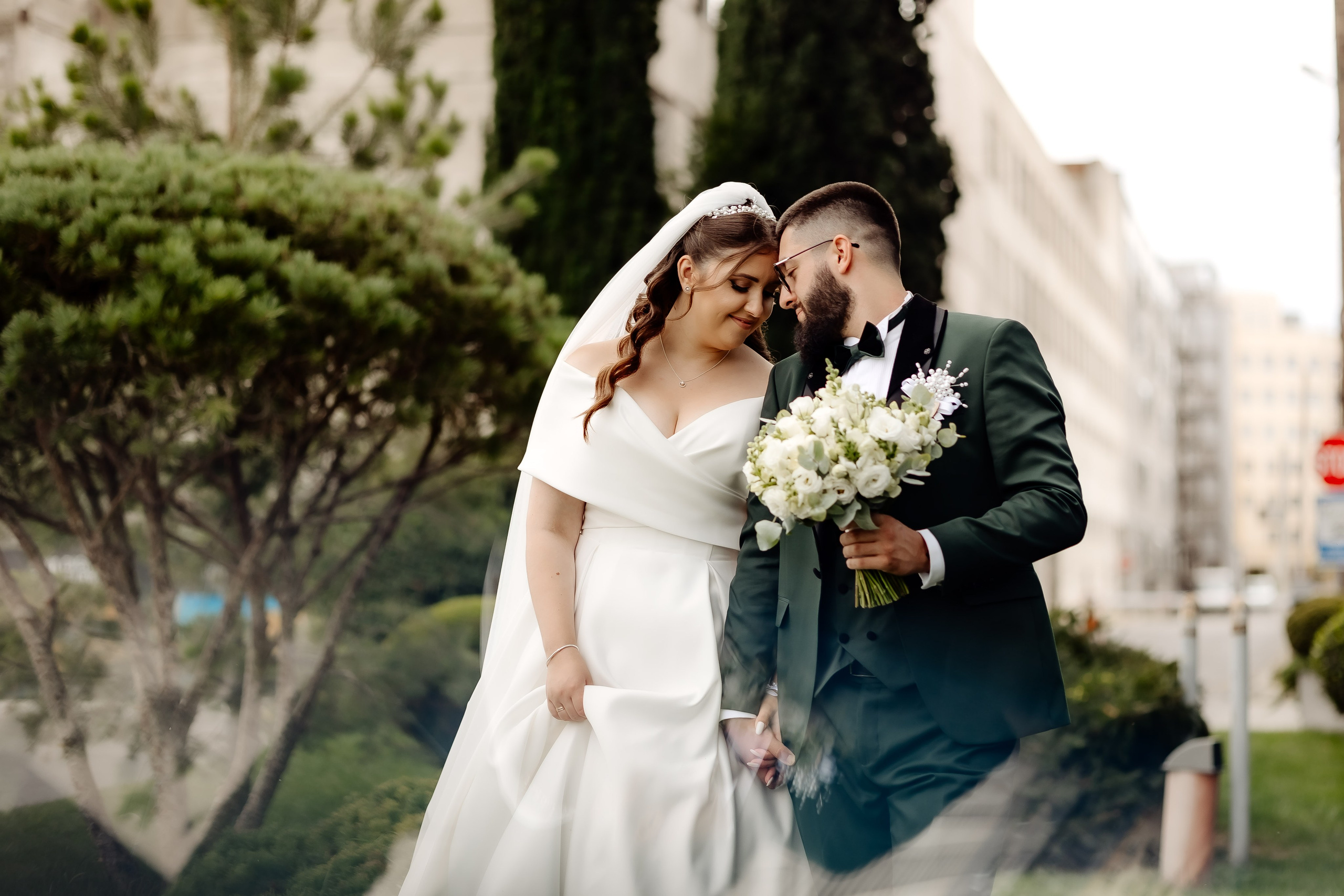 D & C. Crudueugen.com