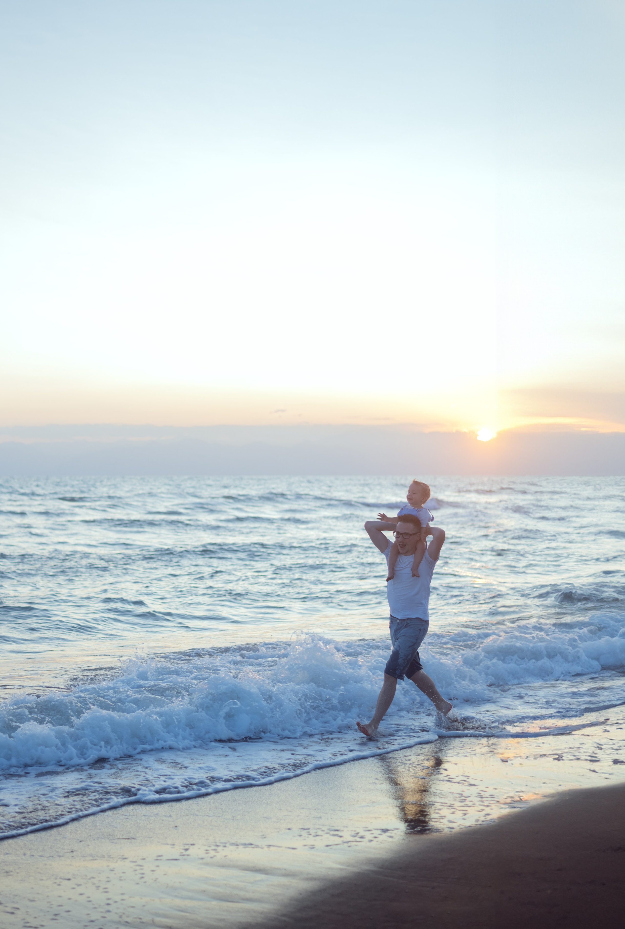 Семейная фотосессия на пляже в Белеке. Фотограф Анталия, Кемер, Белек, Сиде Дарья Кая