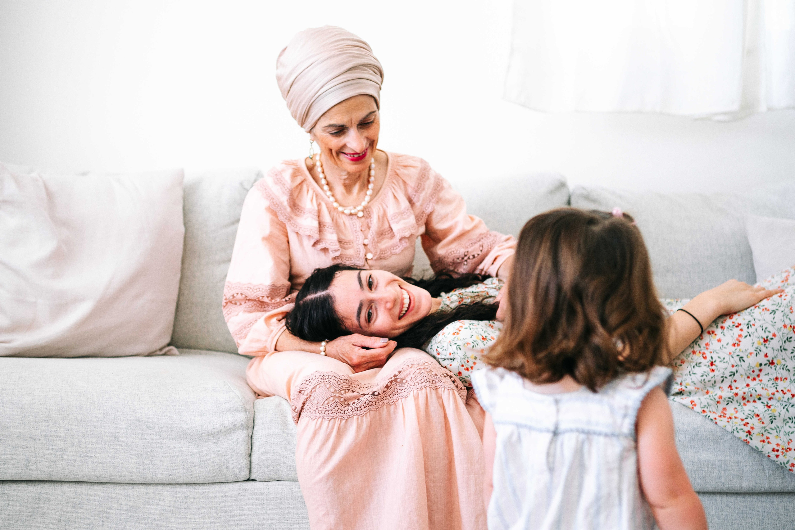 MAALE ADUMIM, HOME PHOTO SESSION + DESERT. Https://shi-photo.com/