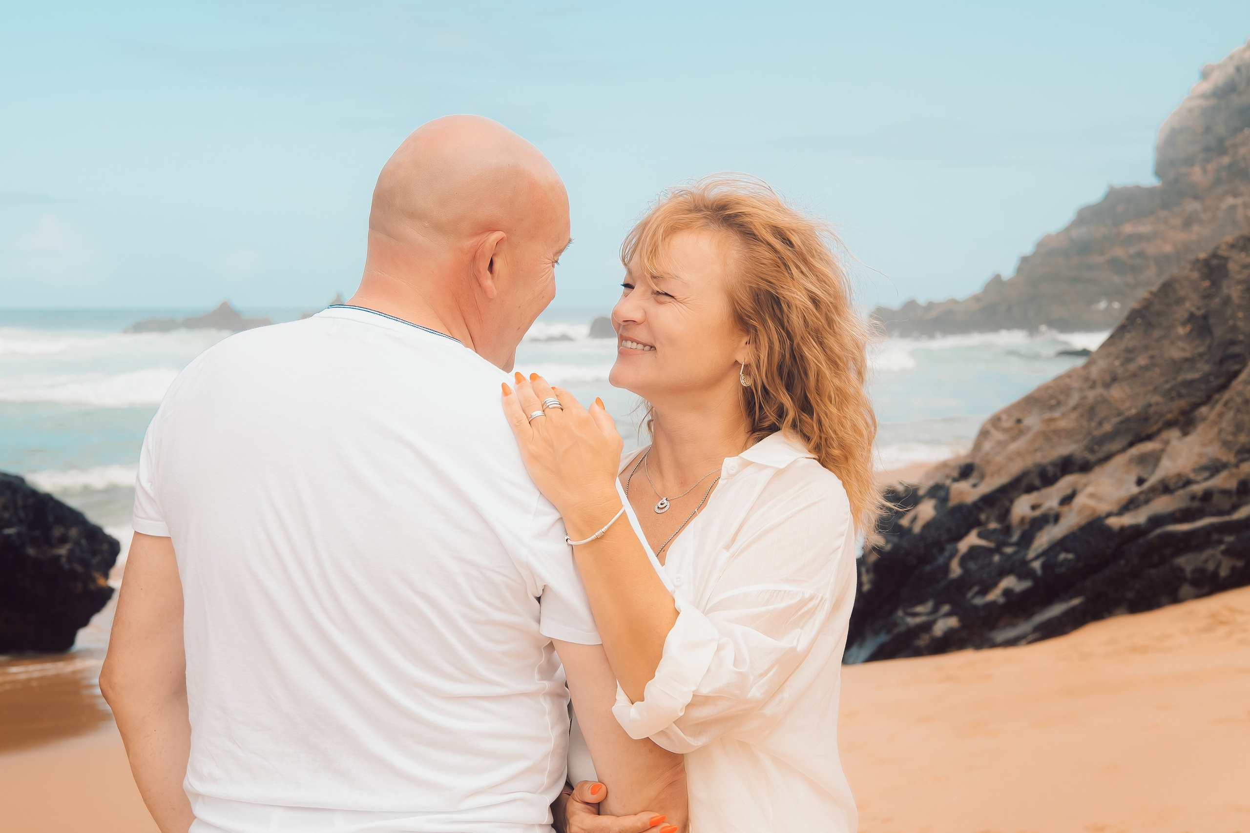 Love story  lisbon beach ocean. сімейна фотосесія лісабон океан пляж. Валерія Сичова. Сімейний та репортажний фотограф в Португаліі