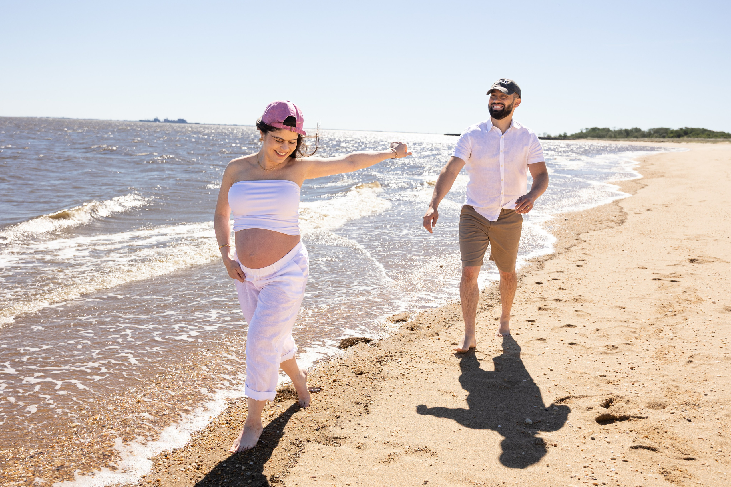 Beachside Maternity at Ideal Beach, NJ. Family, lifestyle, and commercial photography in New York and New Jersey