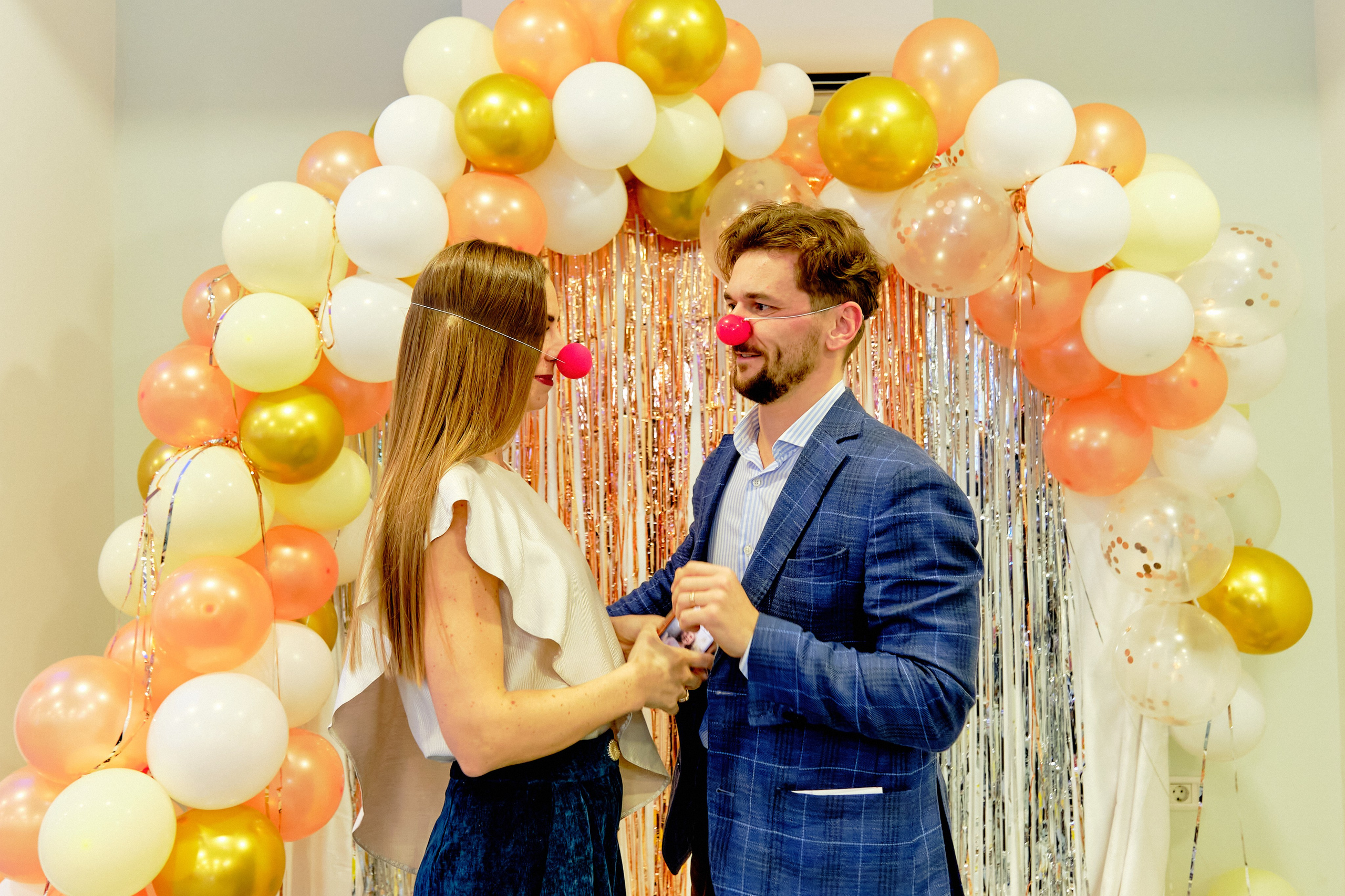 Фоторепортаж з благодійного Новорічного балу у Чорногорії. Портретний фотограф Альона Новгородцева