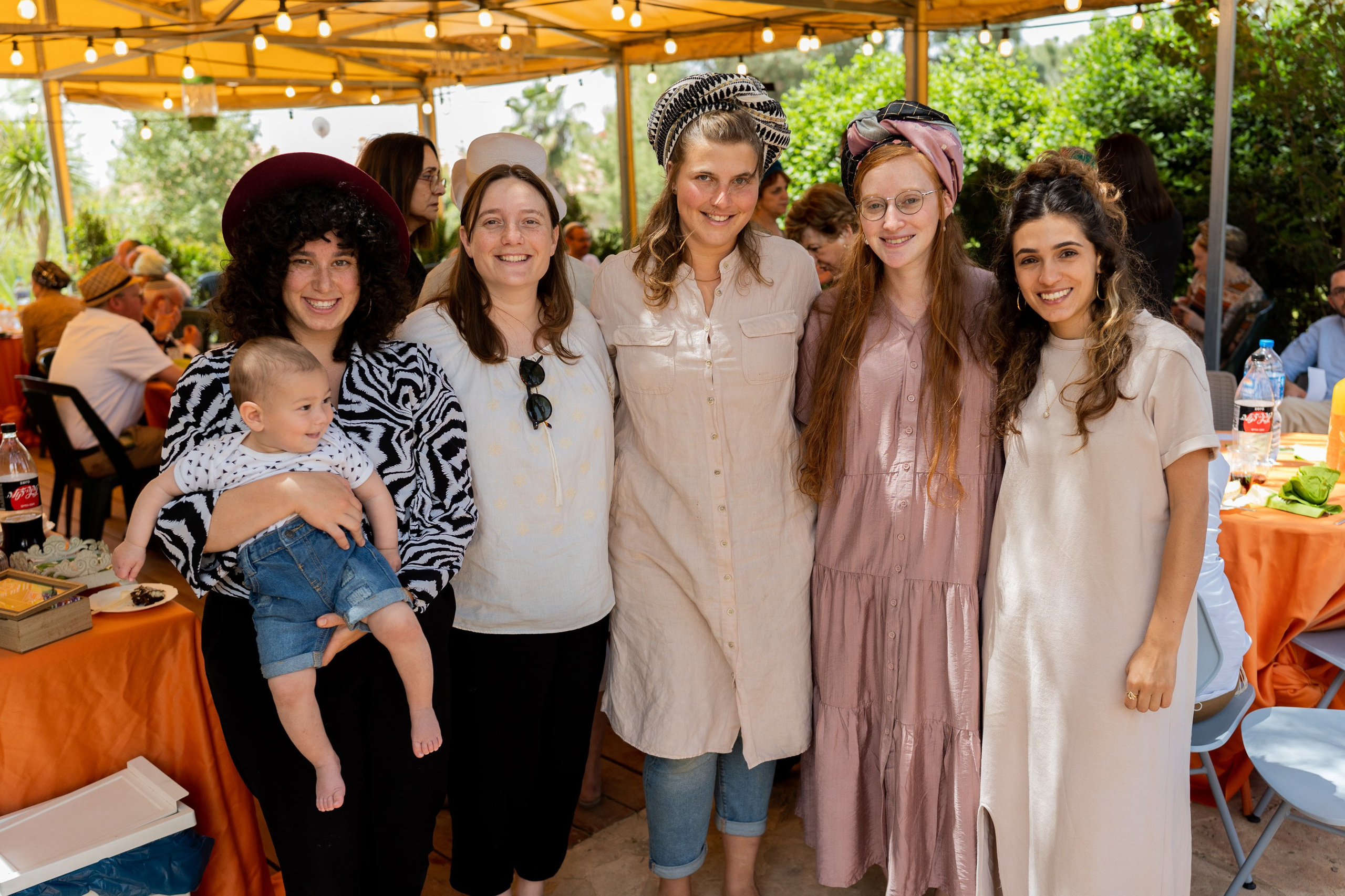 משפחת ברנד. יוסף מזרחי צילום חתונה, ברית וזוגיות. צלם מקצועי שאוהב להוציא אתכם הכי יפים ברגעים הכי מרגשים