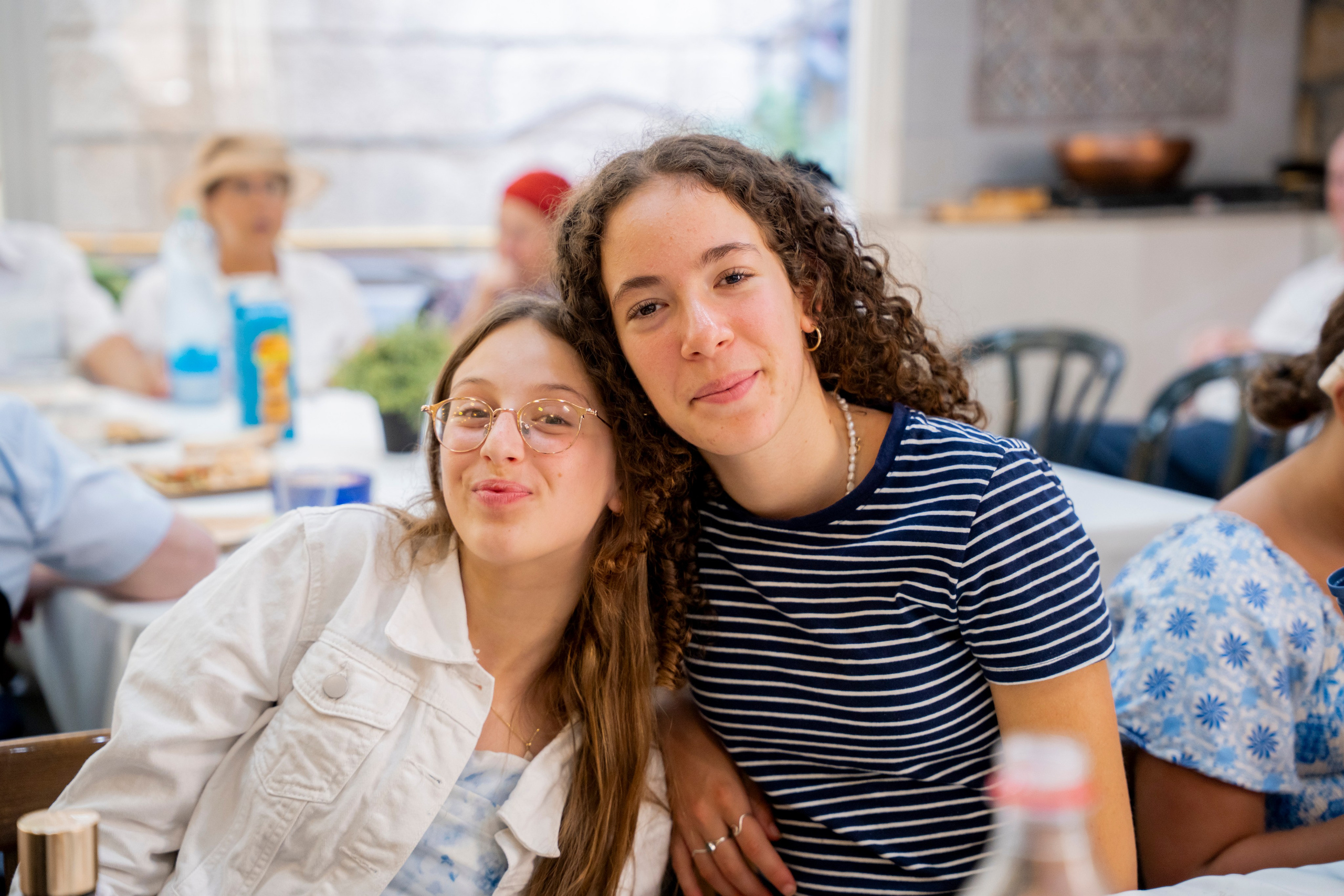 הנחת התפילין רפאל לוי. יוסף מזרחי צילום חתונה, ברית וזוגיות. צלם מקצועי שאוהב להוציא אתכם הכי יפים ברגעים הכי מרגשים