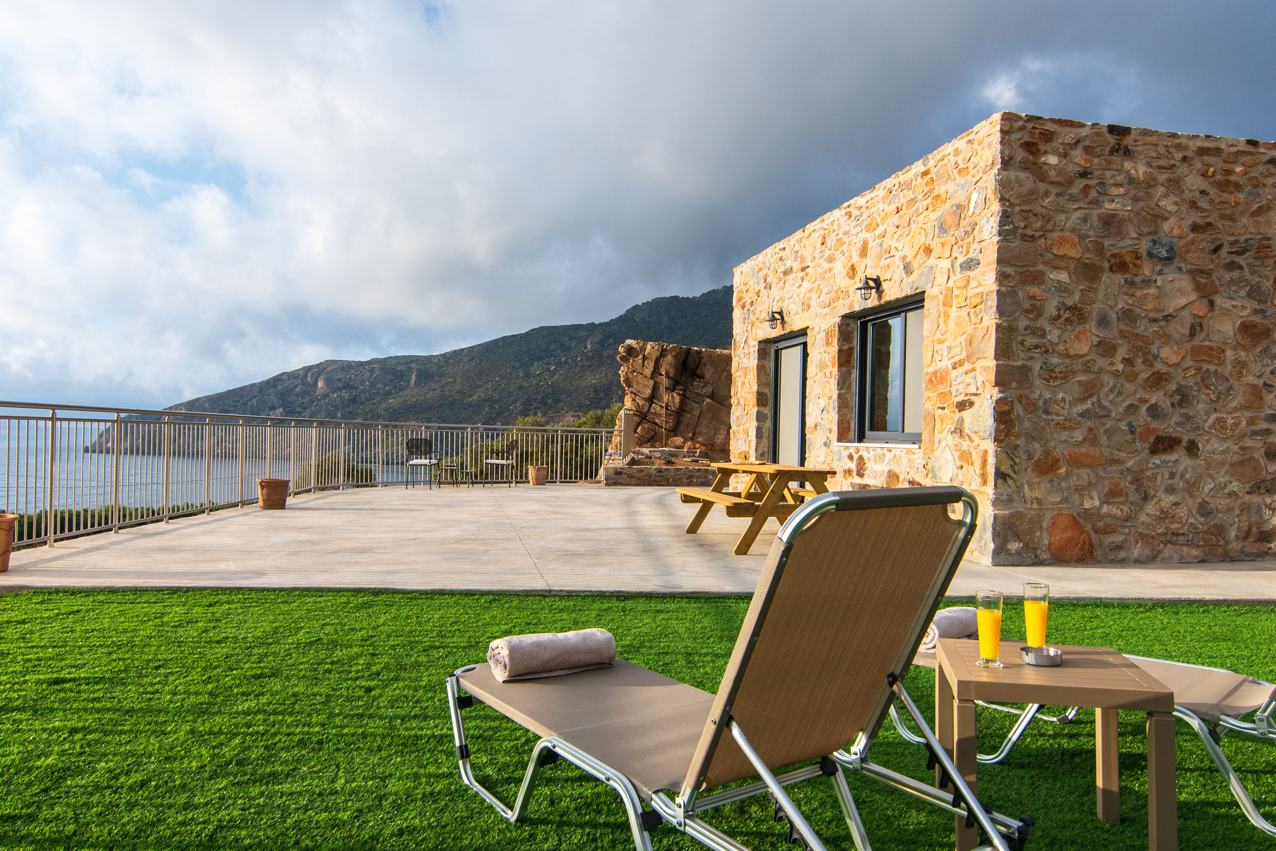 The Rock House. Photograper in Chania, Crete