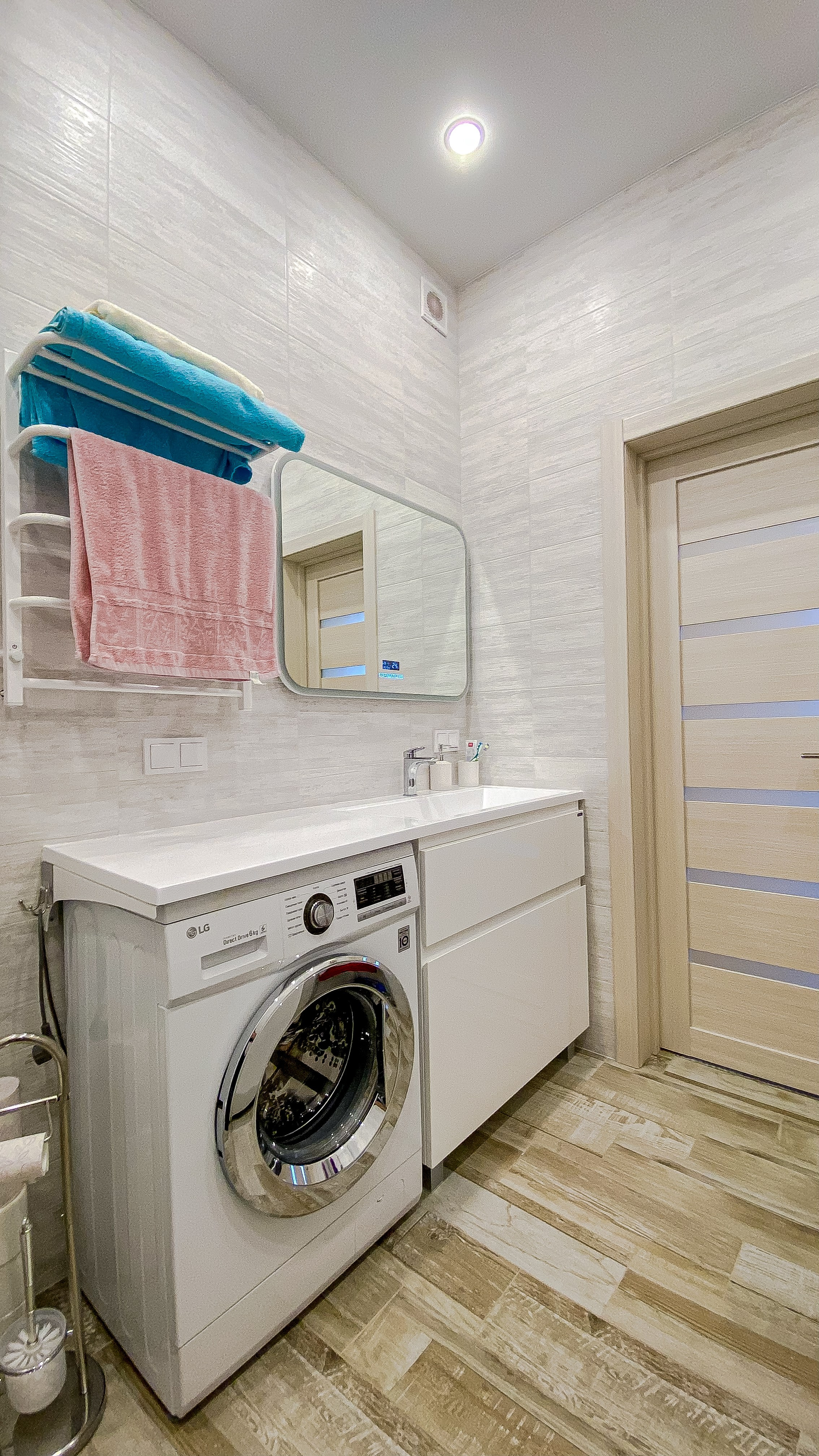 The apartment is 98 m2. Fotograf Dmitrii Donets