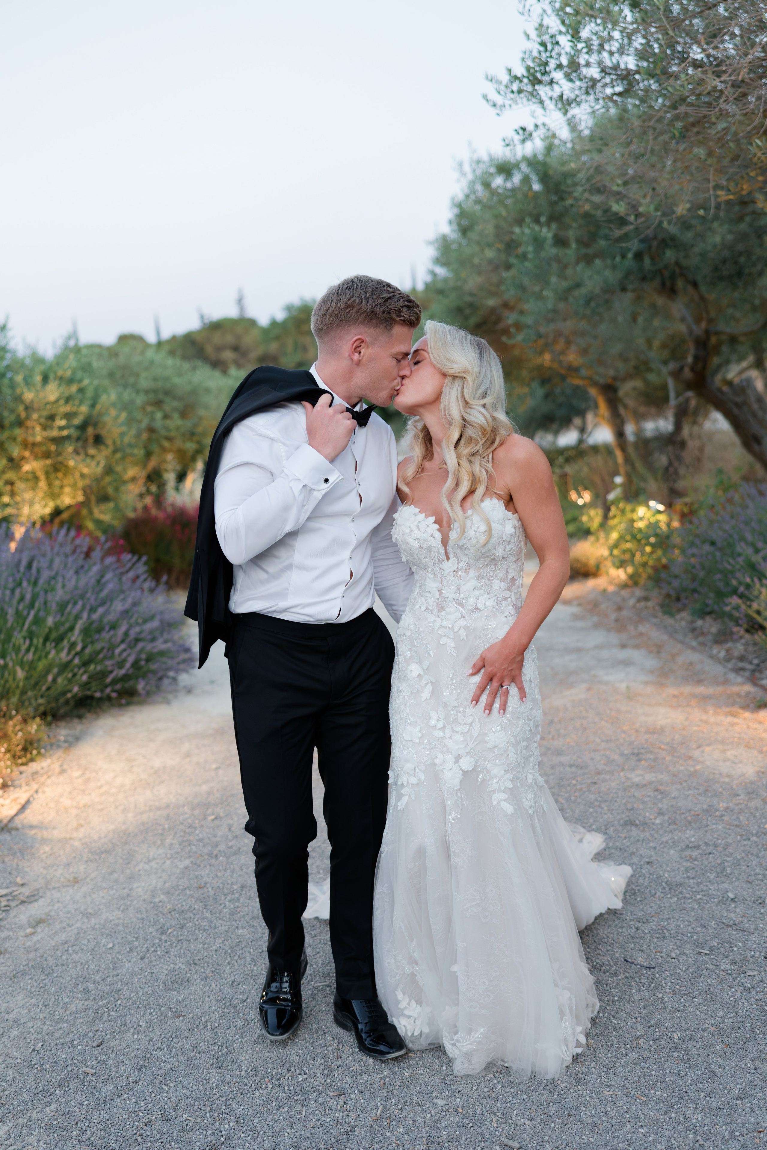 Wedding at Château L’Hospitalet in Narbonne, France. Destination Wedding Photographer — Nikita Burtsev