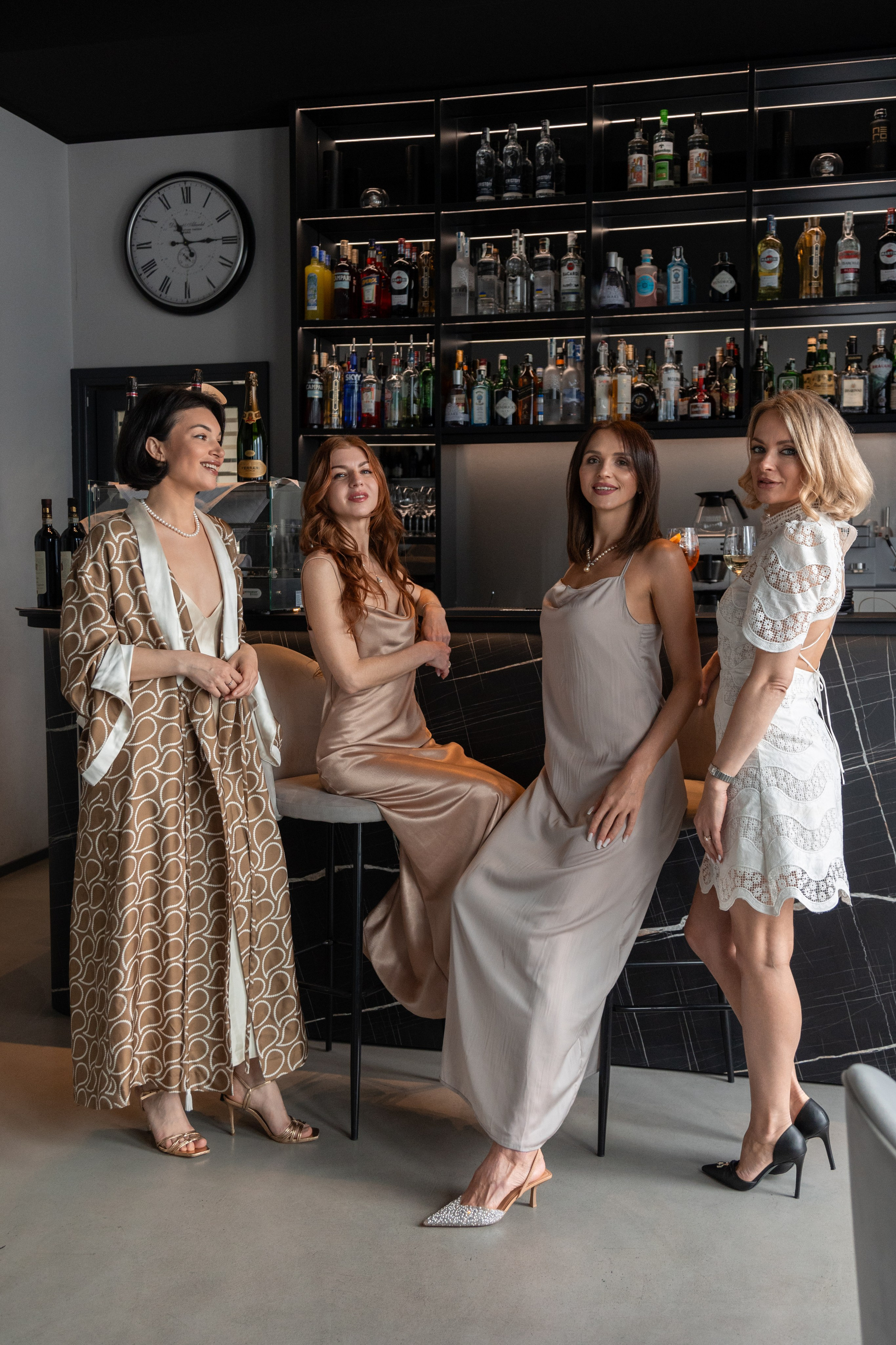 Girls yacht trip. Photographer in Milan |Mila Pro Photo