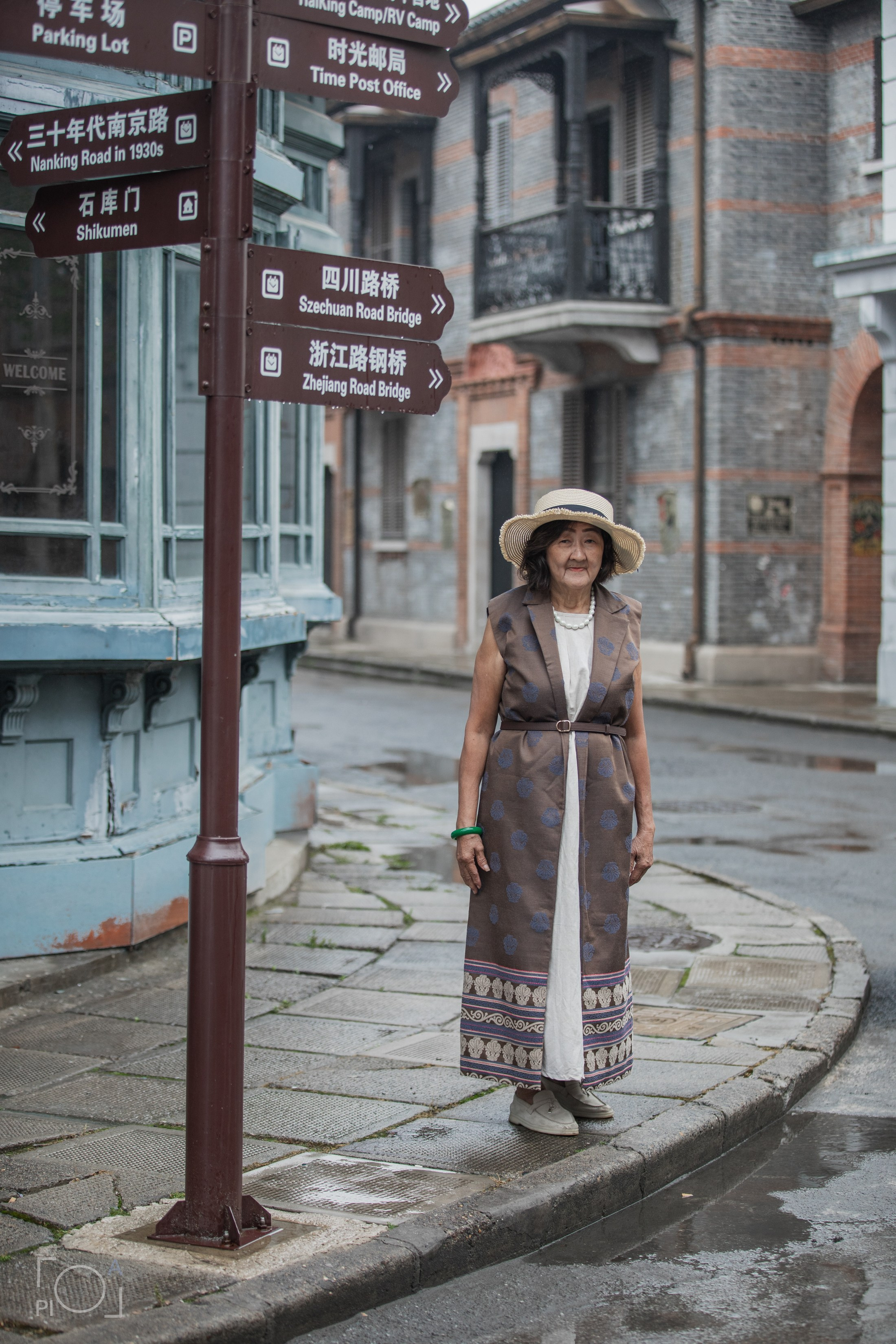 Семейная фотосессия в шанхайской киностудии. Photographer in Shanghai — Lola Pidluskaya