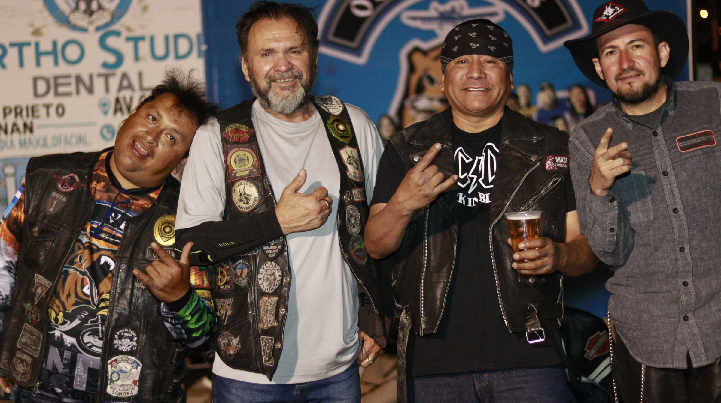 OSOS VIEJOS, 2DO ANIVERSARIO. Principal