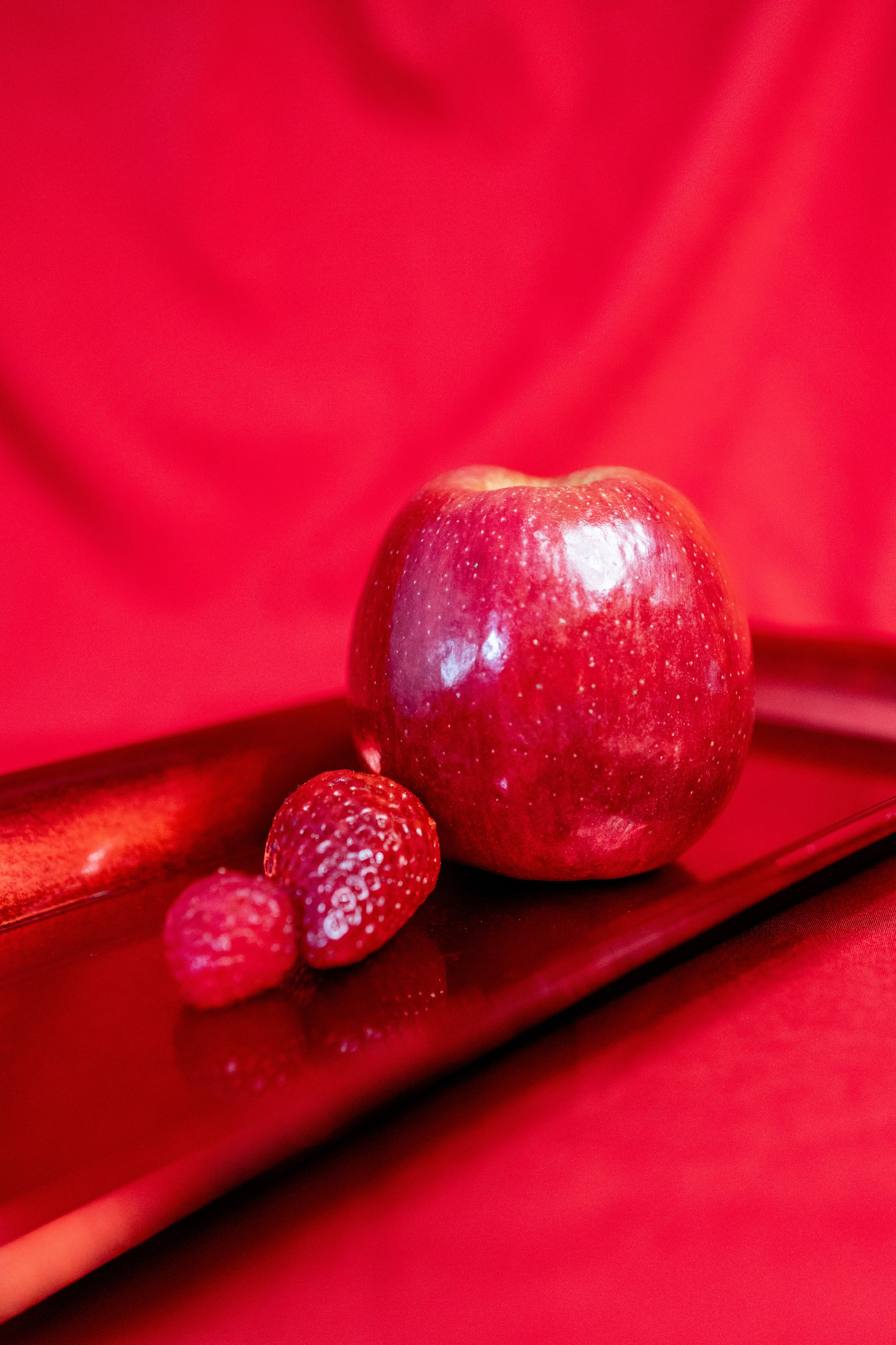 Fotograf. Lucrez cu oameni, produse și spații. Portret și fotografie creativă. Bacău, România. Lidia Savinoiu