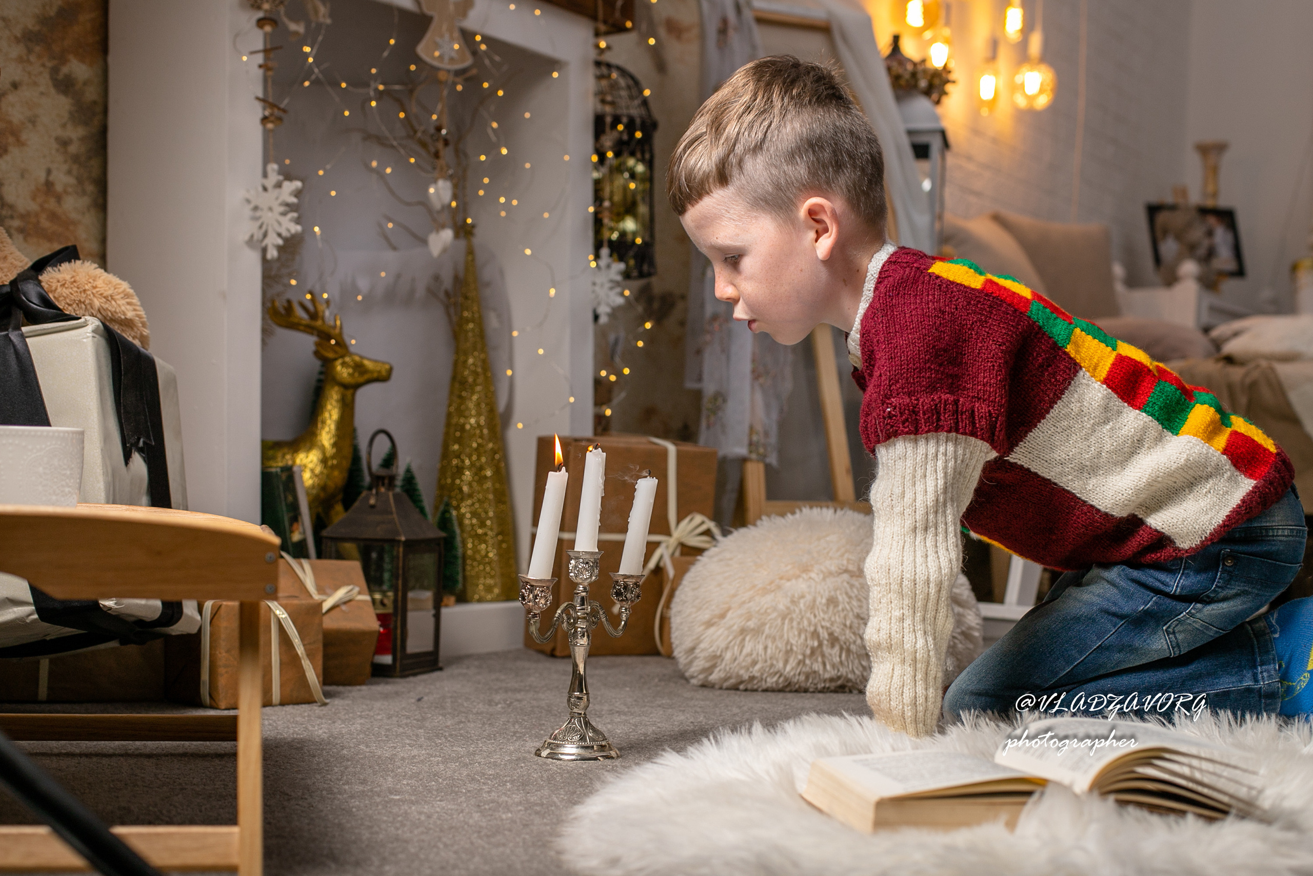 Зелен кът с камин. Family photographer in Burgas VladZavorg