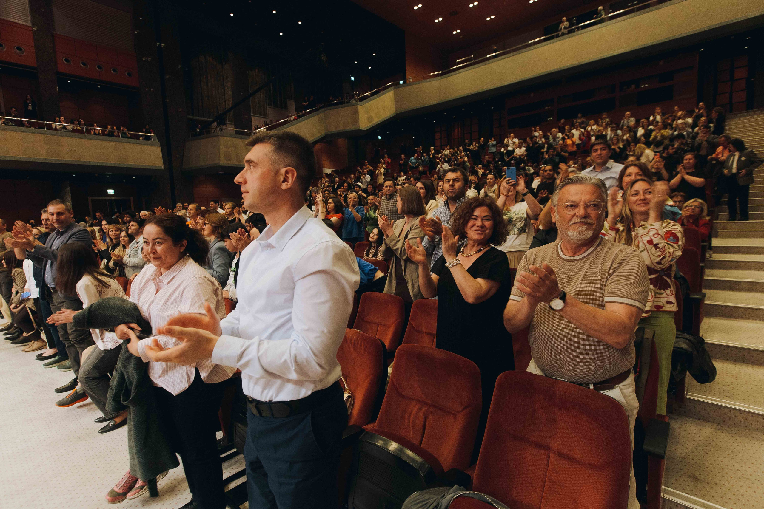 The Tchaikovsky Academic Grand Symphony Orchestra in Istanbul. Wedding&Event photographer Ismail Rzayev in Baku