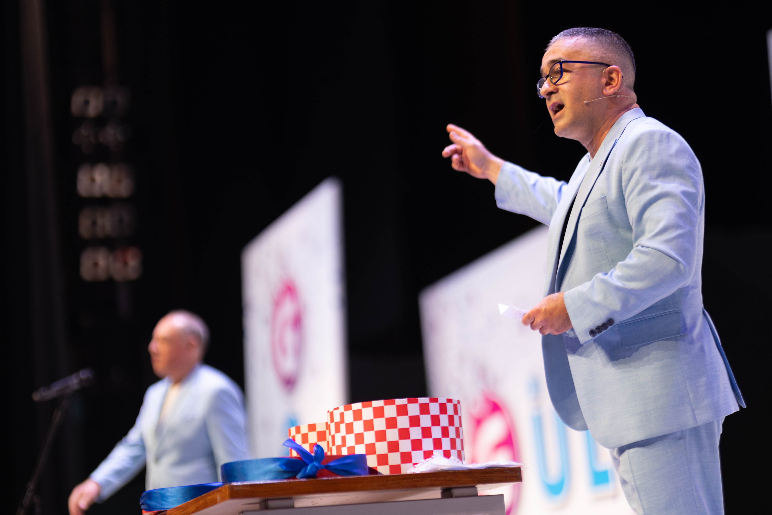 PLANET PARNI IZ BAKU. Wedding&Event photographer Ismail Rzayev in Baku